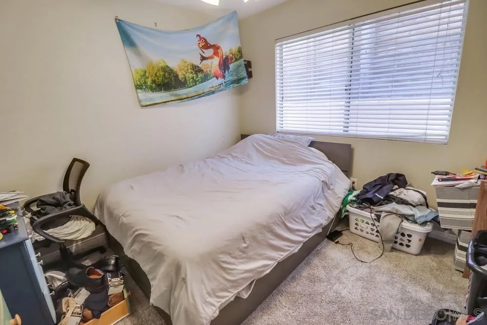 https://cdn.realtyfeed.com/cdn/127/250036774/190b6e91f41f74b1a287e1cf7274c898.webp