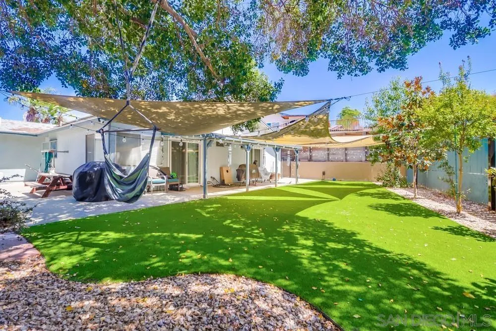 https://cdn.realtyfeed.com/cdn/127/250036774/2433a9b396eae52f860208afce3b7ca1.webp