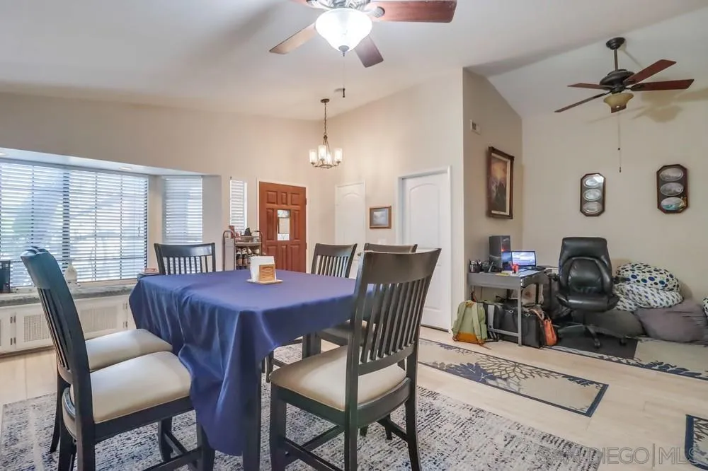 https://cdn.realtyfeed.com/cdn/127/250036774/887accc473a6af7e7fdb192ca6d546b2.webp