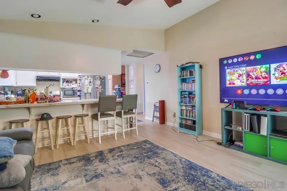 https://cdn.realtyfeed.com/cdn/127/250036774/cd1cd5ab45bf96adb01ede6c39e41c34.webp