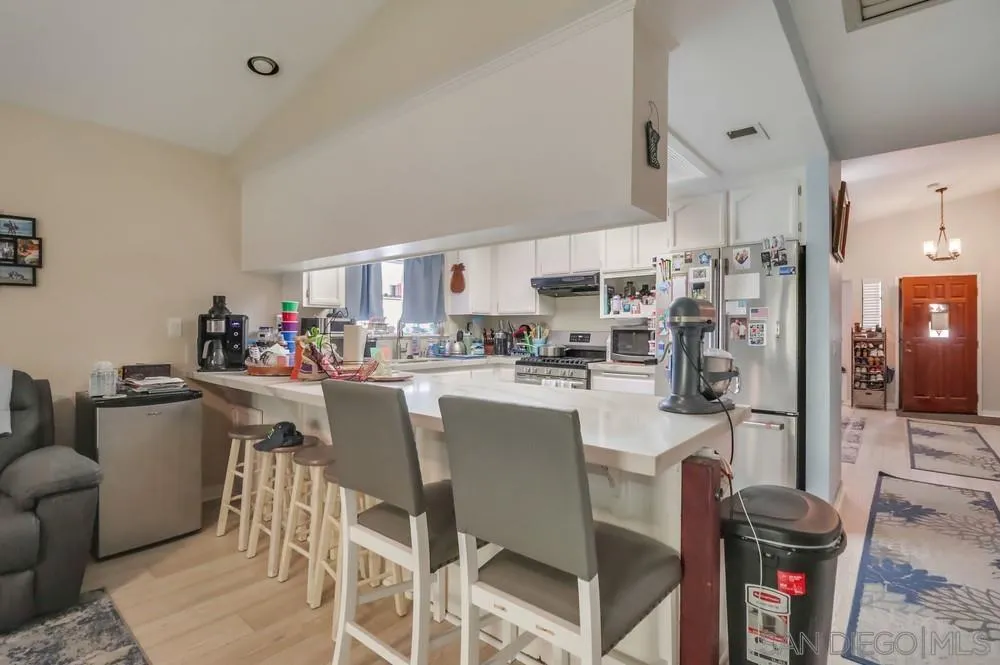https://cdn.realtyfeed.com/cdn/127/250036774/dc3be46a1d9459ab025df21c576fe194.webp