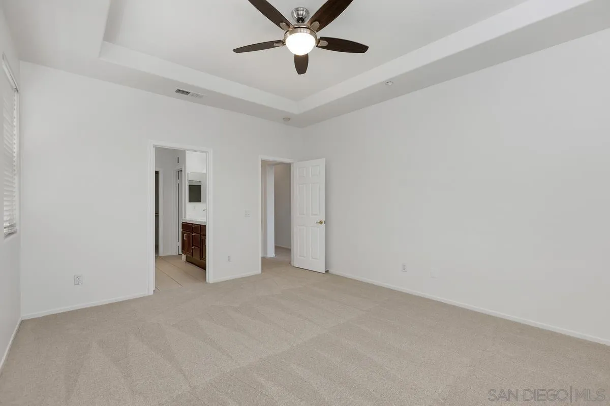 https://cdn.realtyfeed.com/cdn/127/250036777/5feca616427138b914738fcc25421b6f.webp