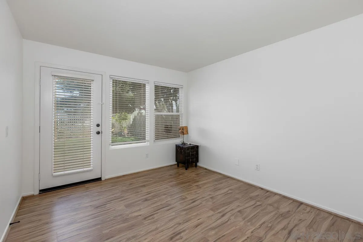 https://cdn.realtyfeed.com/cdn/127/250036777/ec4d09c3ba1a0fbc5269f0cc13277c32.webp