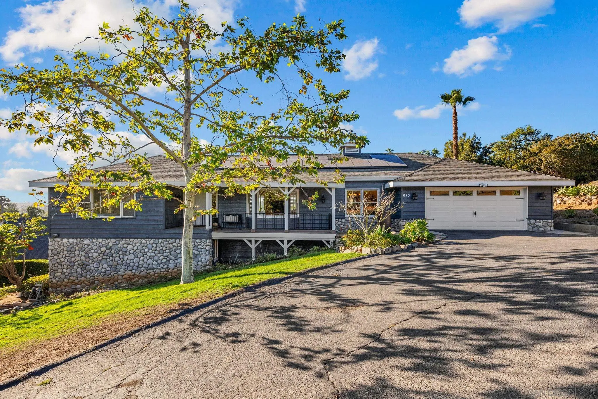 https://cdn.realtyfeed.com/cdn/127/250036779/0f42077c9a7807aaf19ec7dcf2258c3e.webp