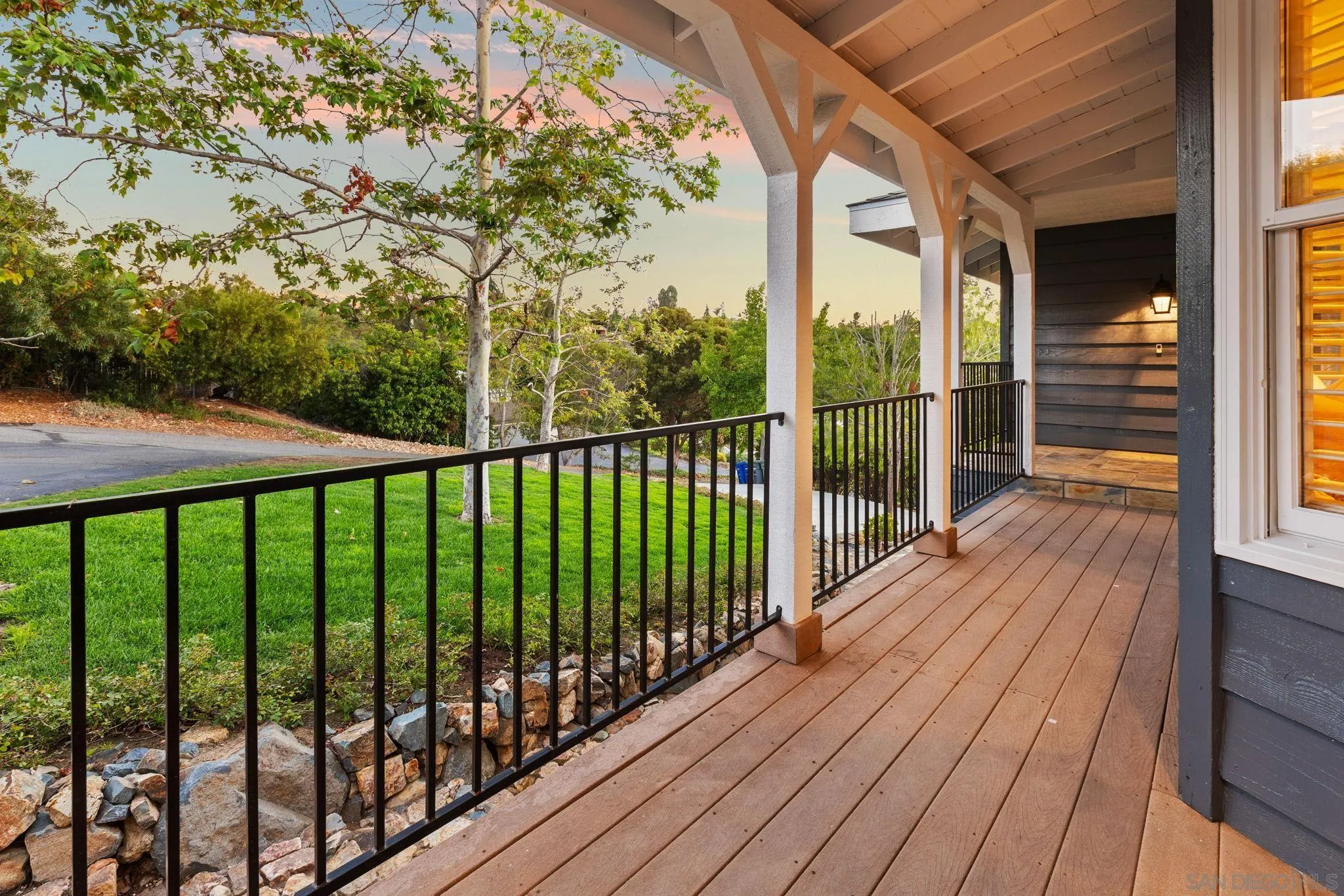 https://cdn.realtyfeed.com/cdn/127/250036779/c14fcc9c6988066b4747bd37b6579f70.webp