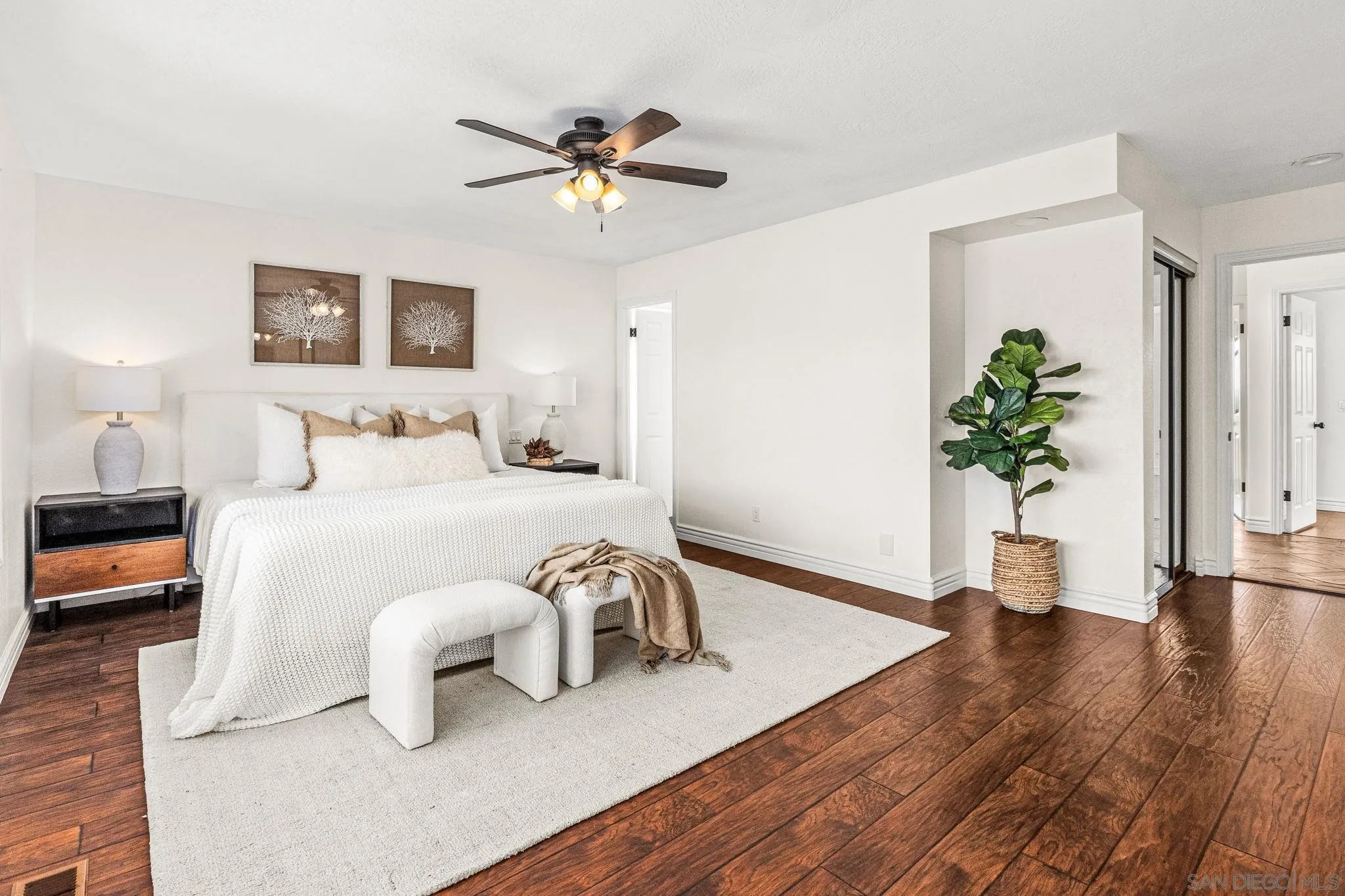 https://cdn.realtyfeed.com/cdn/127/250036779/e45ccd0024869b22c7bf4a98849b0d2f.webp
