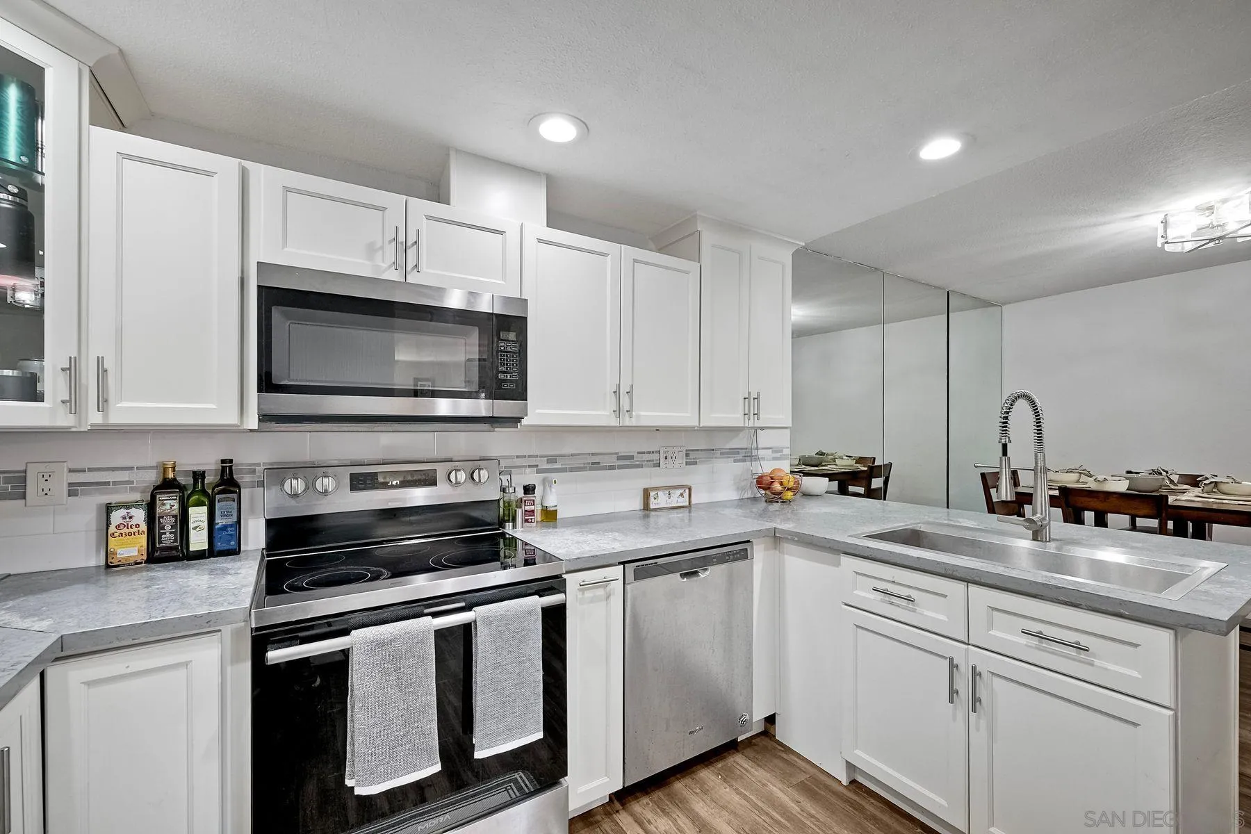 https://cdn.realtyfeed.com/cdn/127/250036780/9b47f9598fbfc5ac673afc83a7ba2f5f.webp