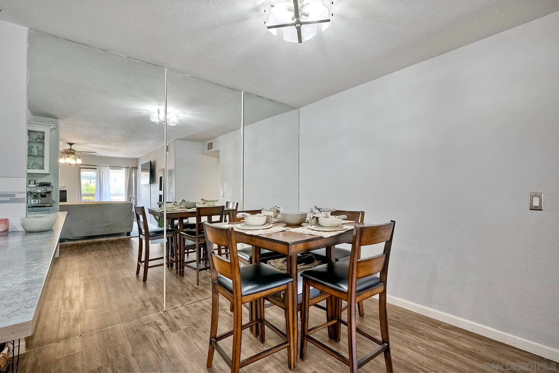 https://cdn.realtyfeed.com/cdn/127/250036780/c407b67b9857906f211f4749f402d8a5.webp