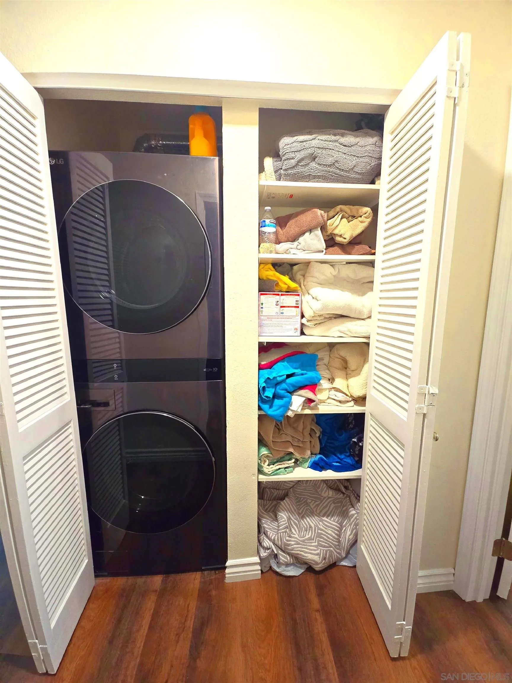 Photo #12: 250036781 Listing: Photo #12