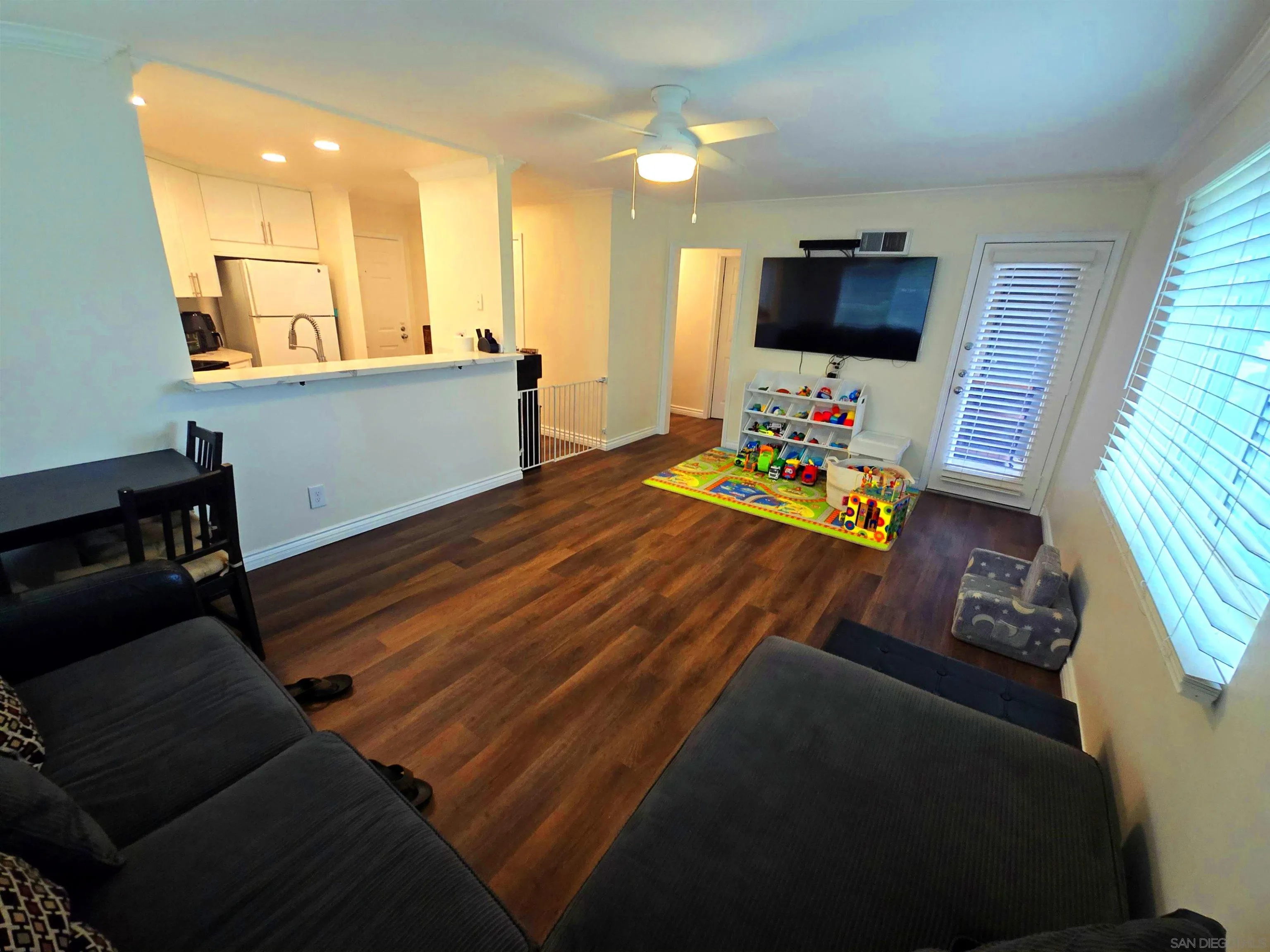 https://cdn.realtyfeed.com/cdn/127/250036781/b1870ff2549e23442dcd0b451c48986f.webp