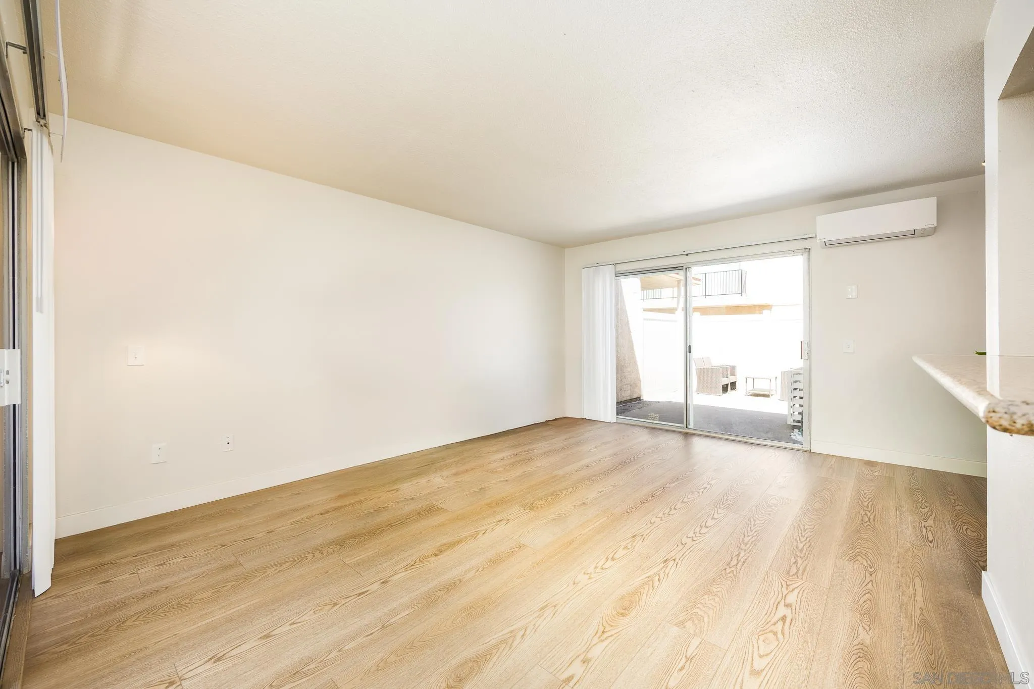 https://cdn.realtyfeed.com/cdn/127/250036786/88918a08b117dad4f8057e730356150d.webp