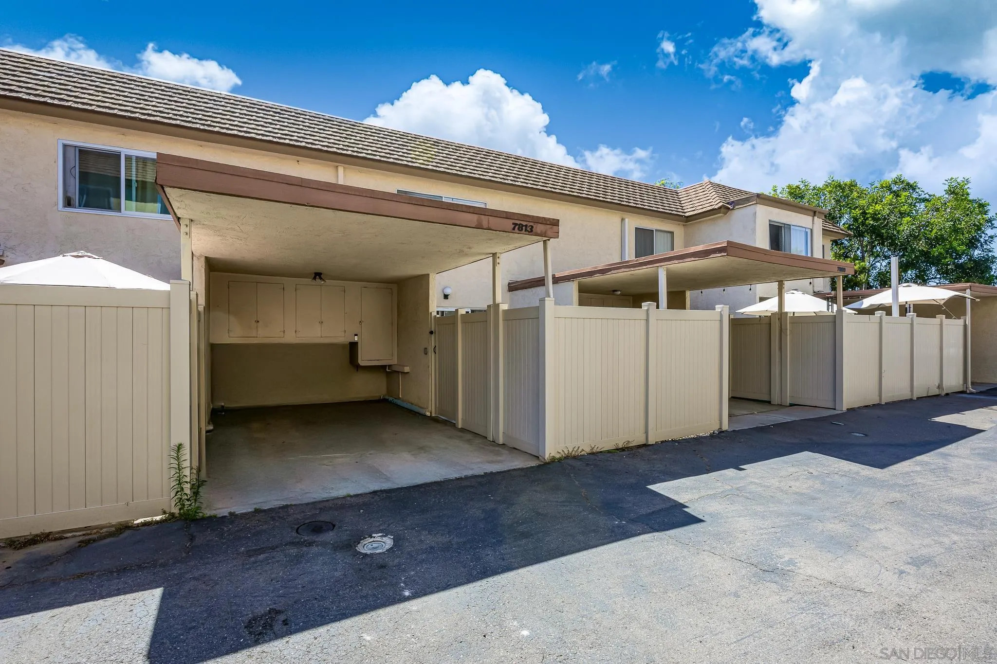 https://cdn.realtyfeed.com/cdn/127/250036786/bd3fa98b22d8431e12c21f49ba4a0e70.webp