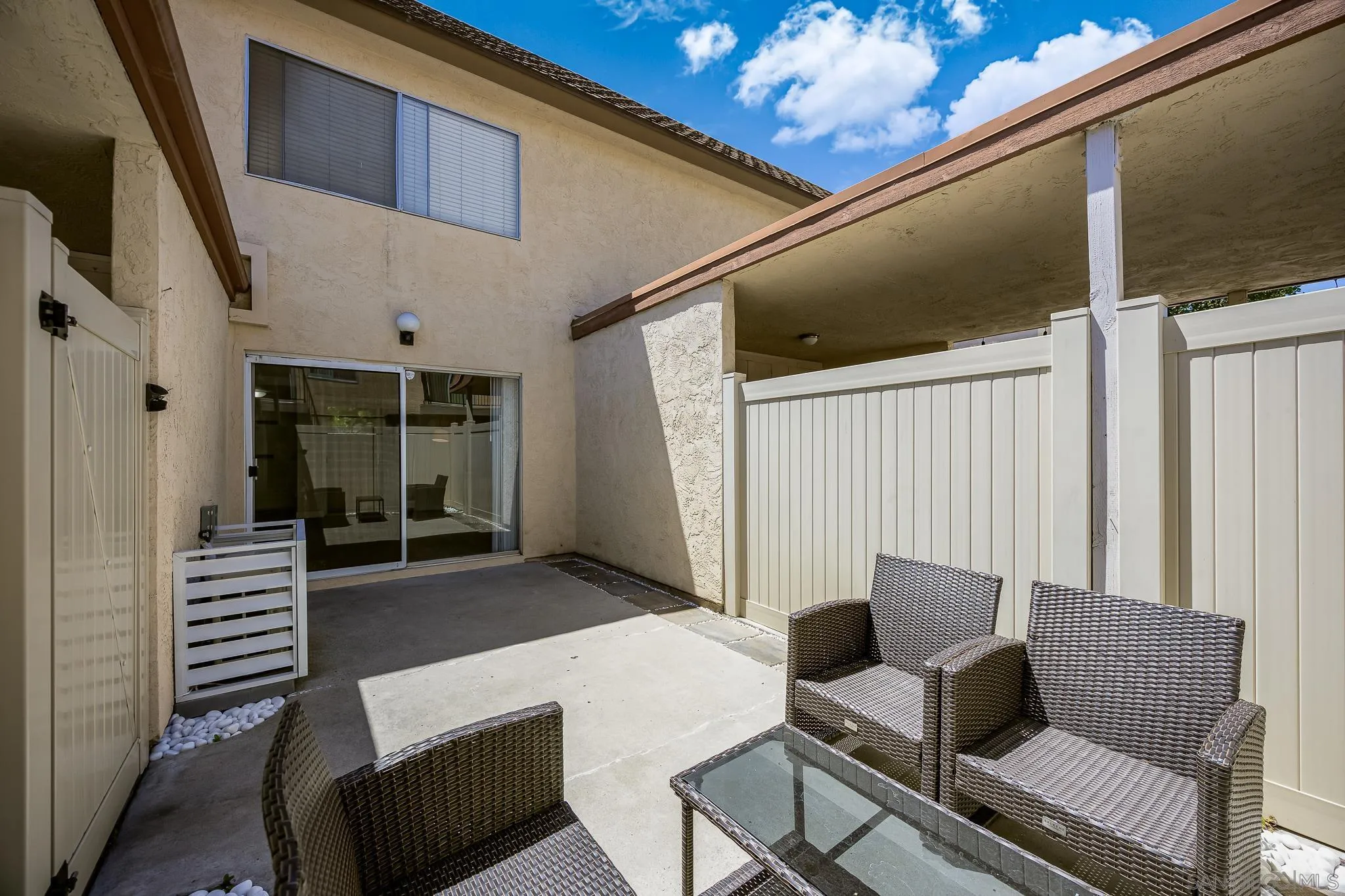 https://cdn.realtyfeed.com/cdn/127/250036786/e8893e6b133b46c22eaa546587c57677.webp
