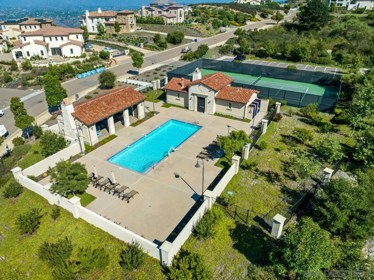 https://cdn.realtyfeed.com/cdn/127/250036787/1582cf5a826702715d7b74cbf91b2990.webp