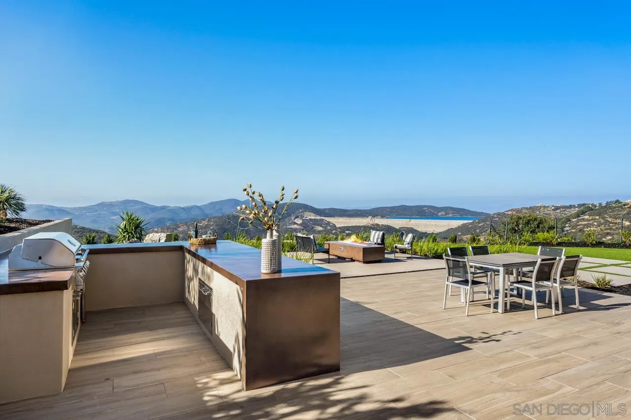 https://cdn.realtyfeed.com/cdn/127/250036787/375c2762337d6351f0c6388864814f46.webp