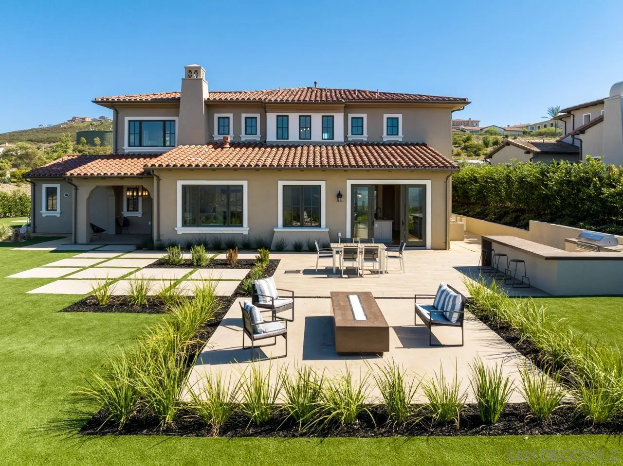 https://cdn.realtyfeed.com/cdn/127/250036787/38d6373c141efe8414c25c4f985898a4.webp