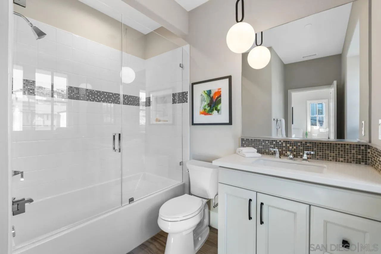 https://cdn.realtyfeed.com/cdn/127/250036787/7023fd5621bdc5278d6a73e06f9460ff.webp
