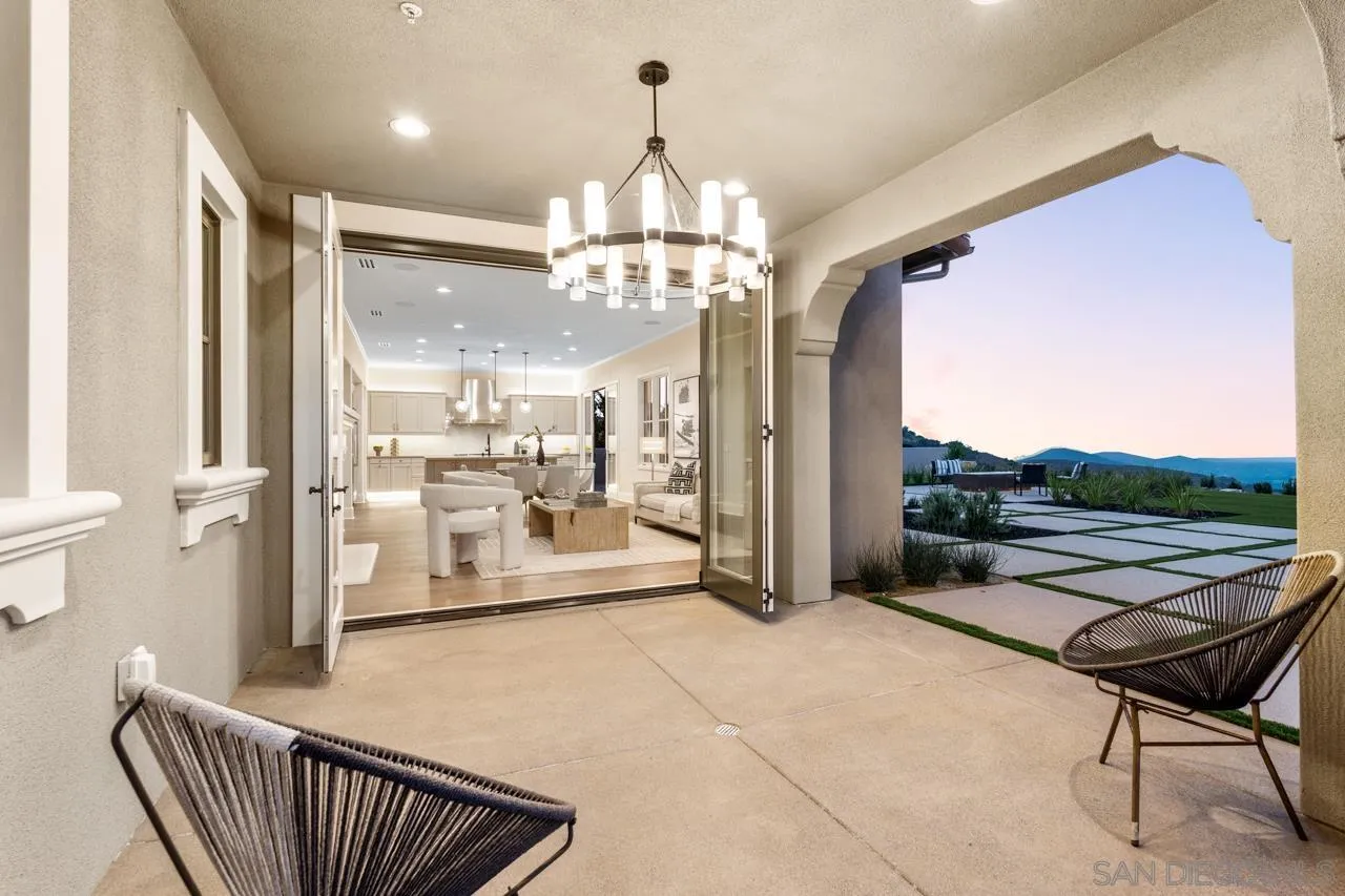 https://cdn.realtyfeed.com/cdn/127/250036787/880bc5fb7cbfff58e30f022a1cf3f0f9.webp