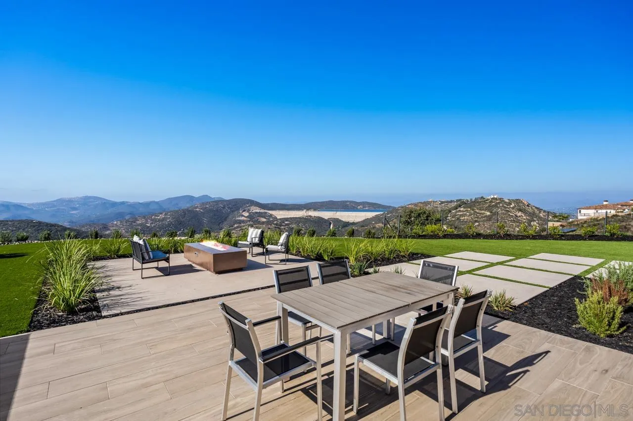 https://cdn.realtyfeed.com/cdn/127/250036787/97f9d1fb78e8538364ef00d707001fe3.webp