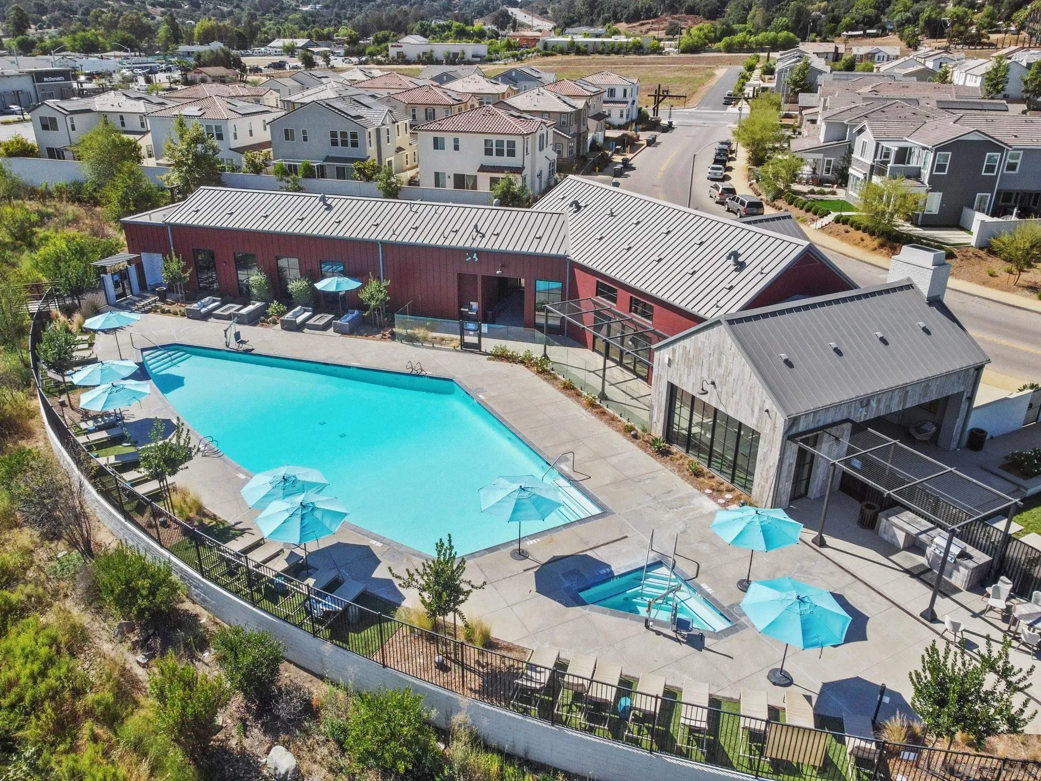 https://cdn.realtyfeed.com/cdn/127/250036788/240927040735f81f793329c982c78812.webp