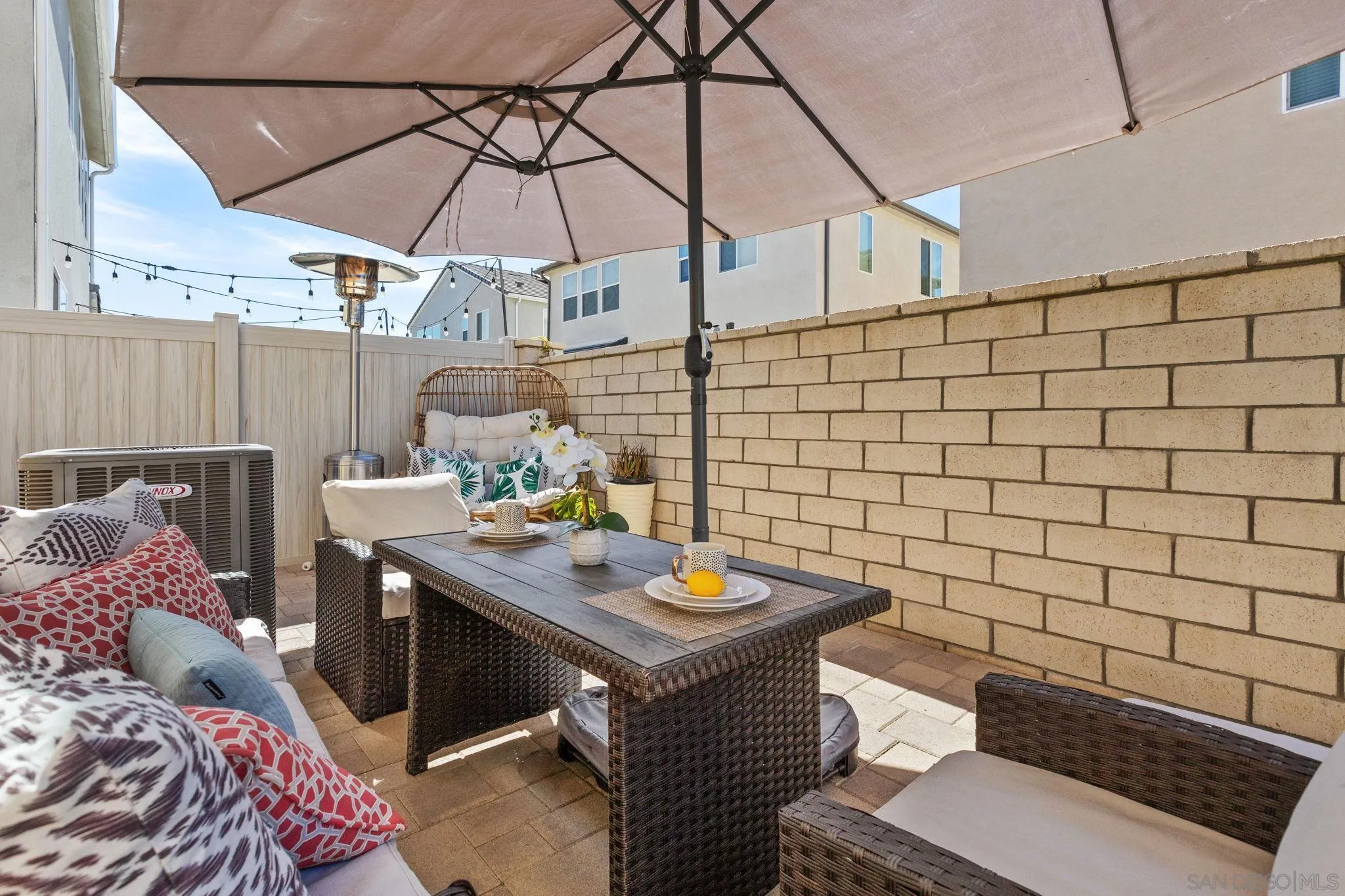 https://cdn.realtyfeed.com/cdn/127/250036788/904cbc1188b0971df0099c651f6ab100.webp