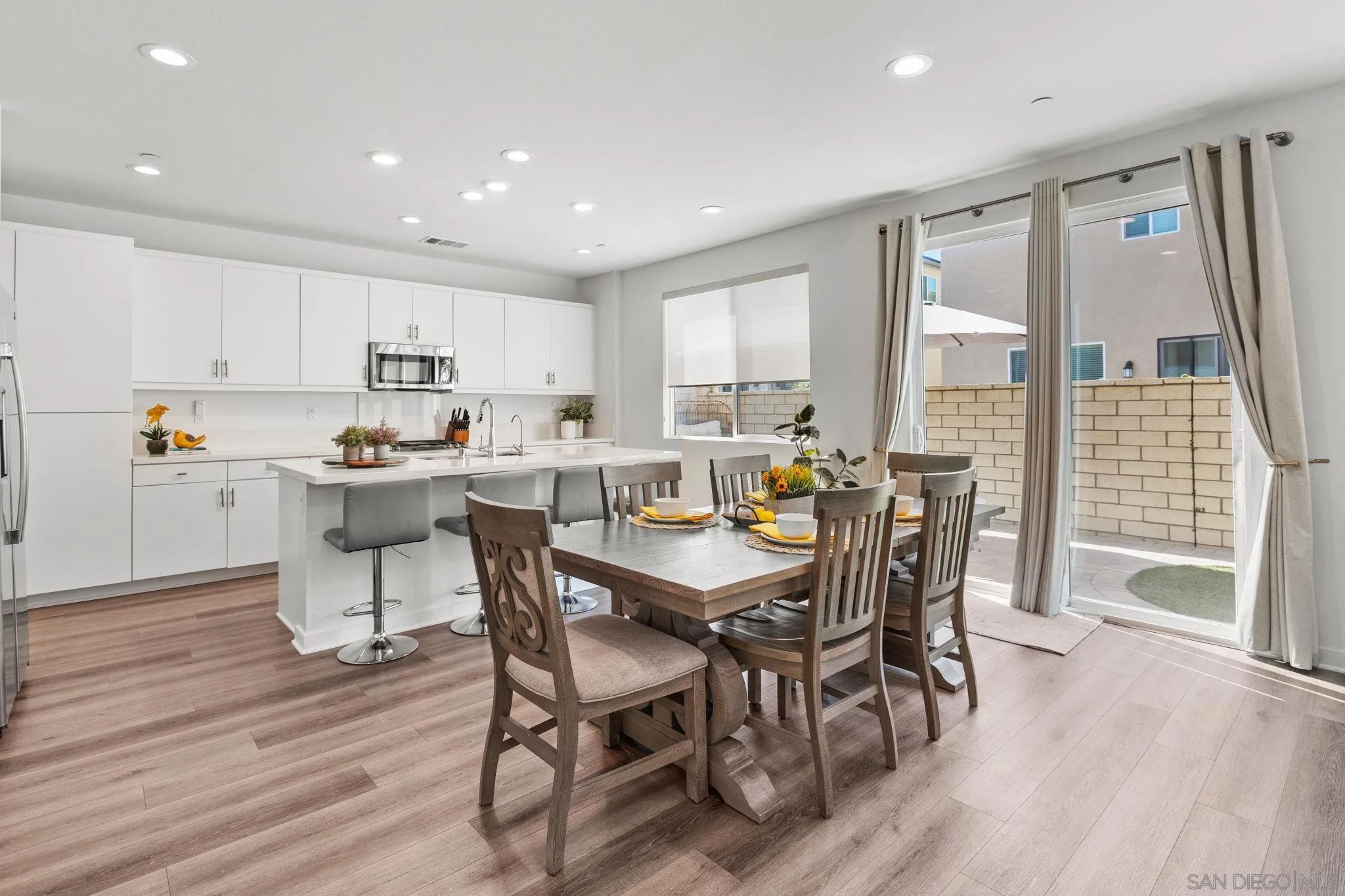 https://cdn.realtyfeed.com/cdn/127/250036788/bd34fa7e753b266a724a8fa4a65b4e93.webp