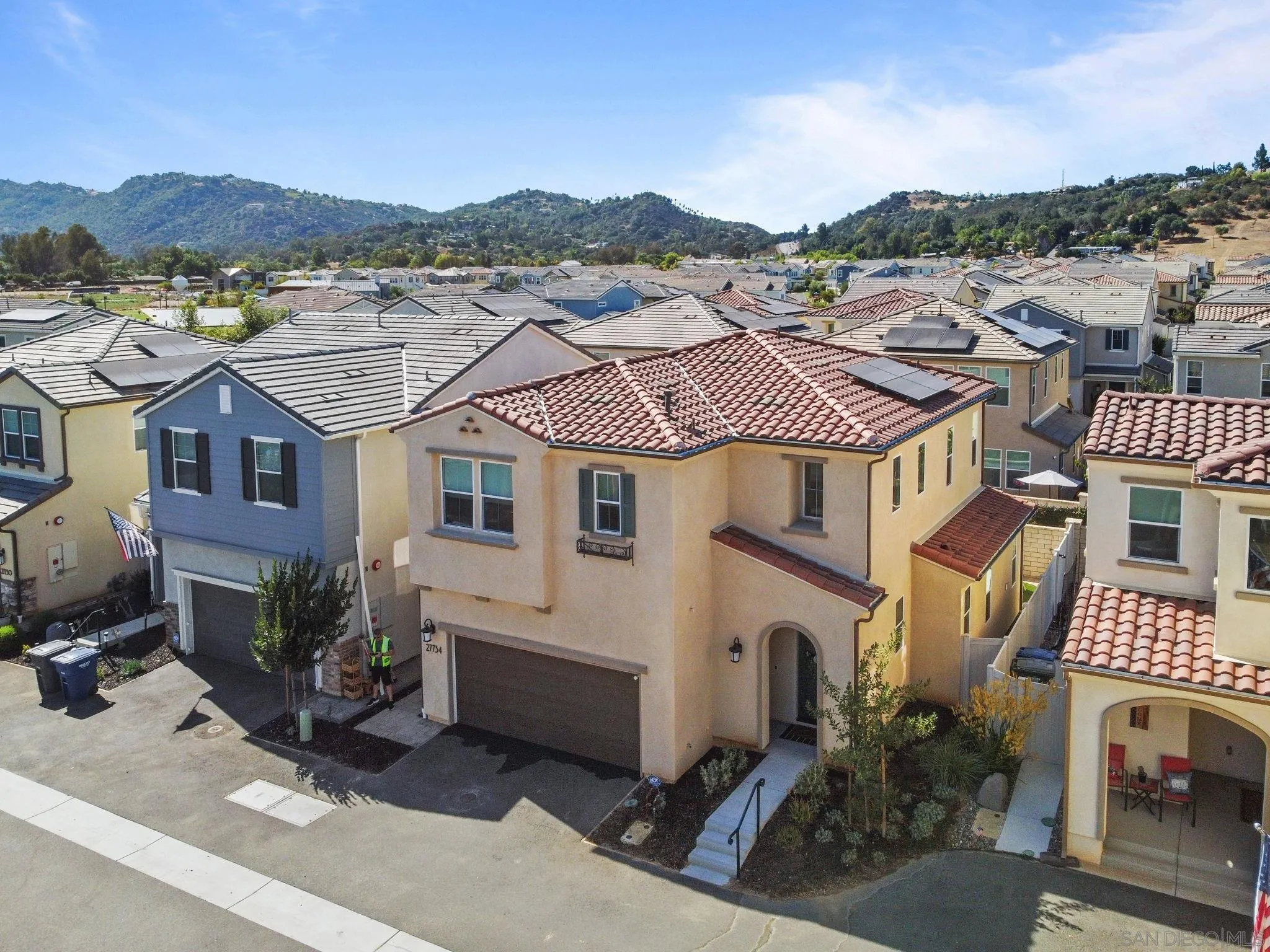 https://cdn.realtyfeed.com/cdn/127/250036788/cc093d5ed5c252a03065541d4c97dab8.webp