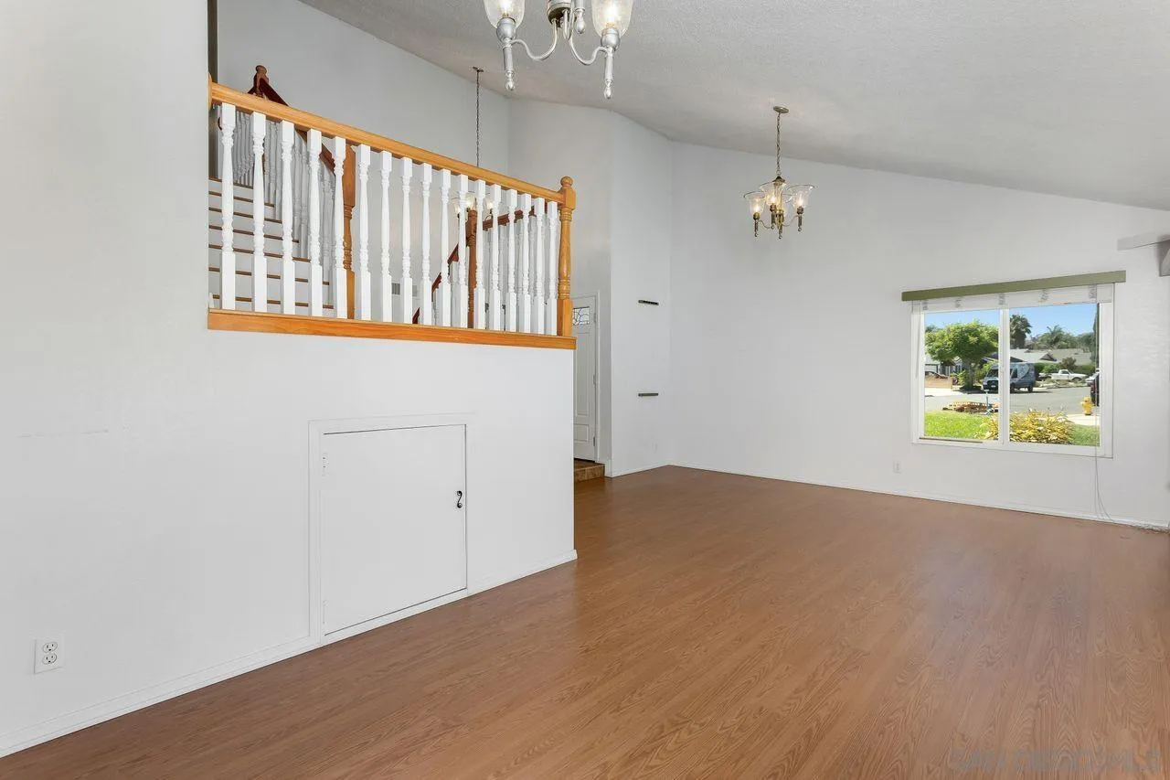 https://cdn.realtyfeed.com/cdn/127/250036792/255c04754b5c79c91d7ce461eb00c554.webp