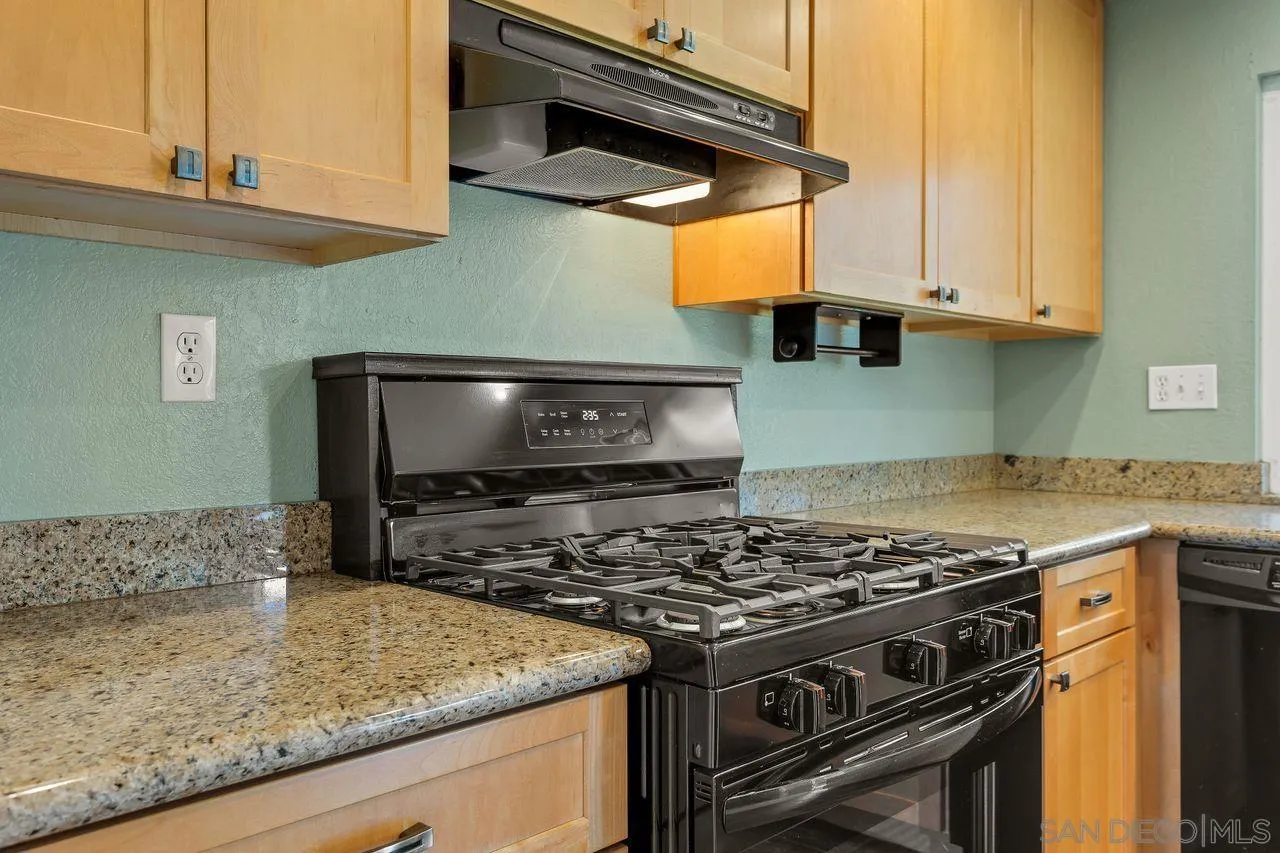 https://cdn.realtyfeed.com/cdn/127/250036792/4c4b5c3d799e528d81119cf30c1db892.webp