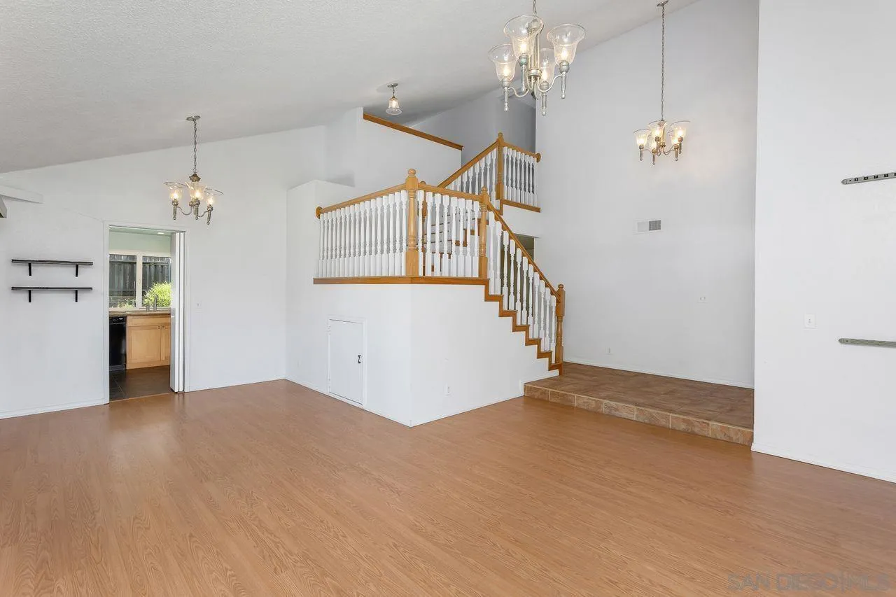 https://cdn.realtyfeed.com/cdn/127/250036792/55cb593a39dcb0389ce286bd5062a2ff.webp