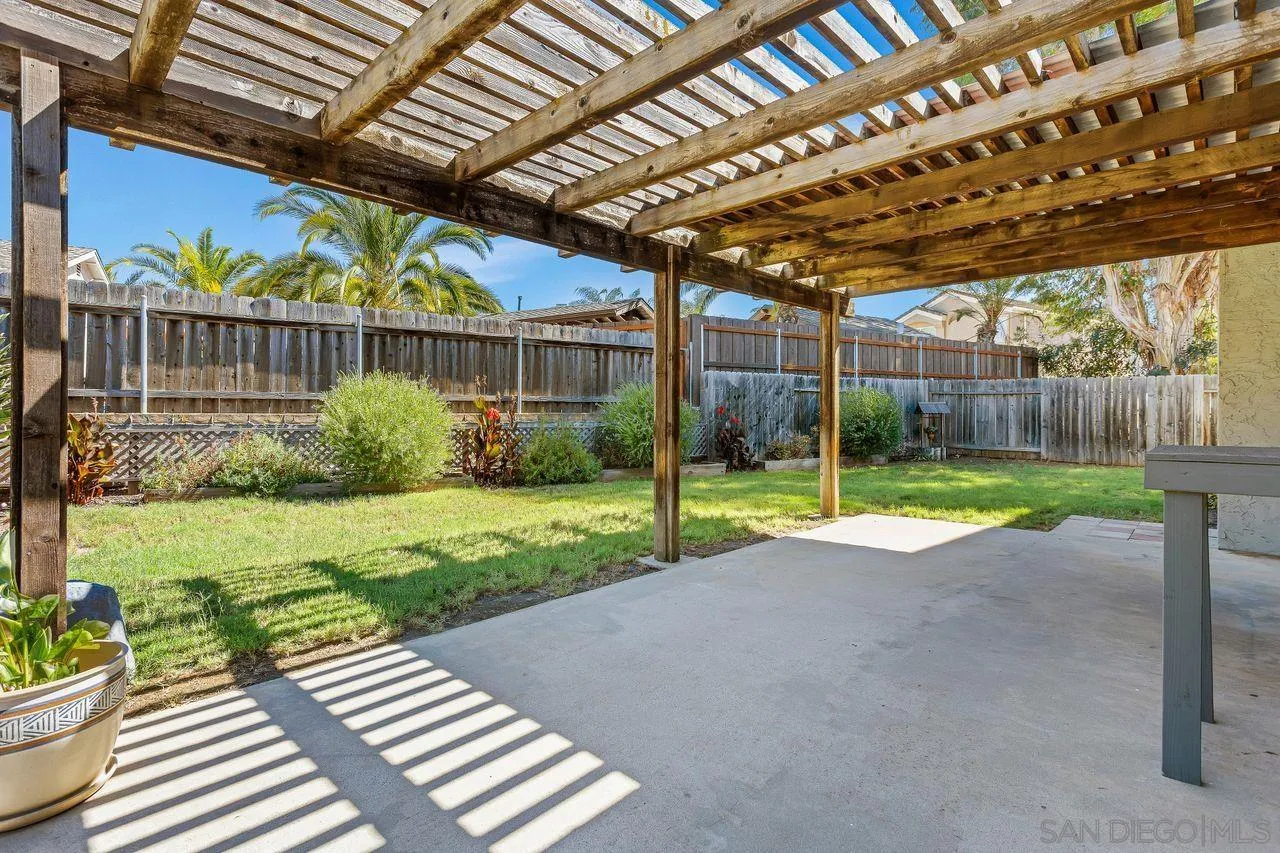 https://cdn.realtyfeed.com/cdn/127/250036792/b57576bc36bb41785703b75cb19b4f9c.webp