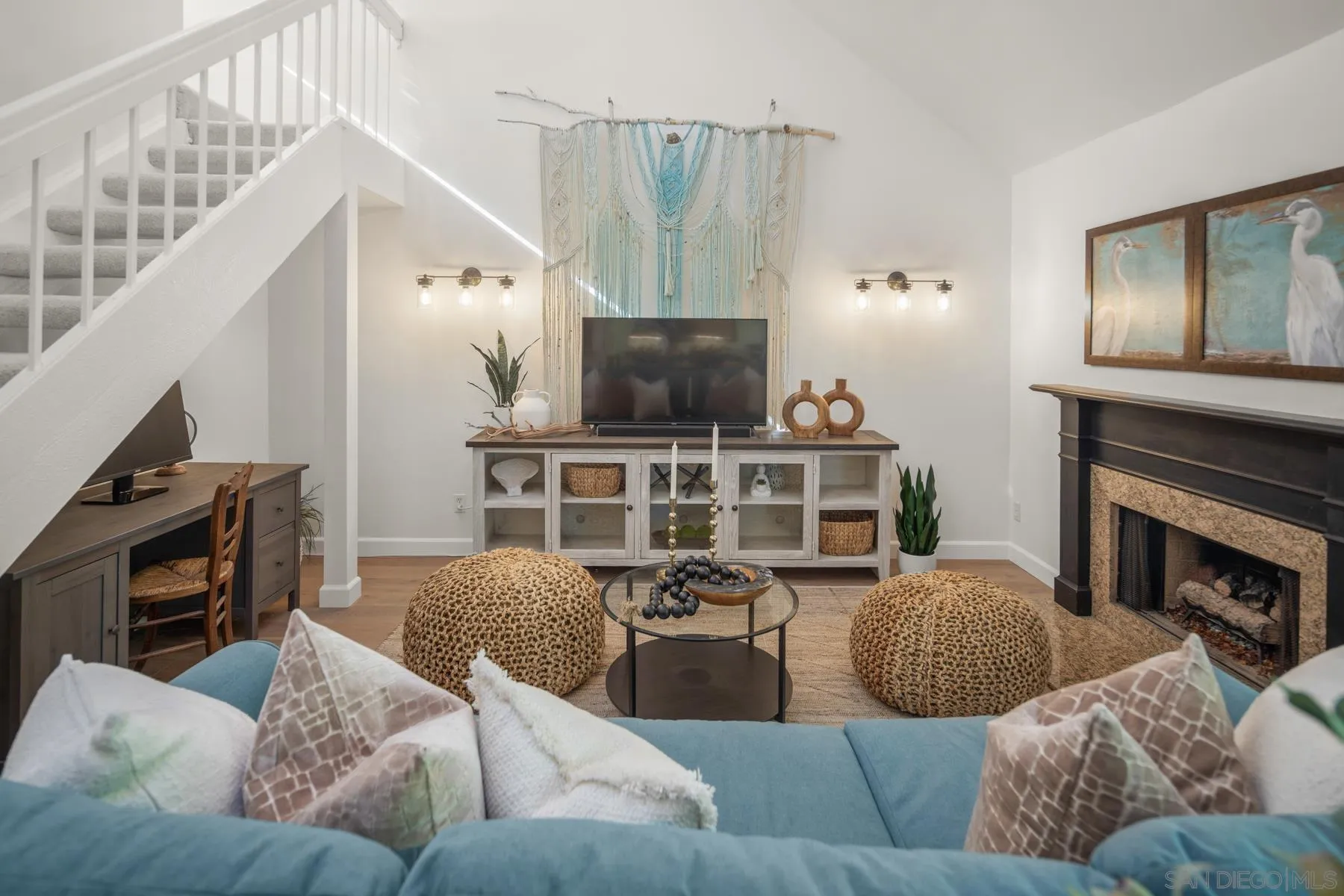 https://cdn.realtyfeed.com/cdn/127/250036794/804e9fcca8e70194e5cd52803771763d.webp