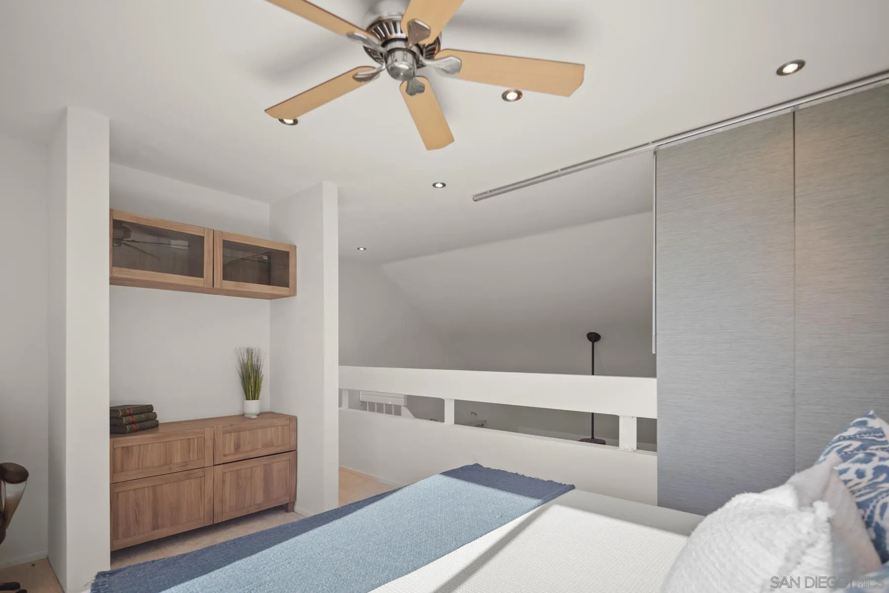 https://cdn.realtyfeed.com/cdn/127/250036794/ed34498df86cf7292894fd58eabd4e00.webp