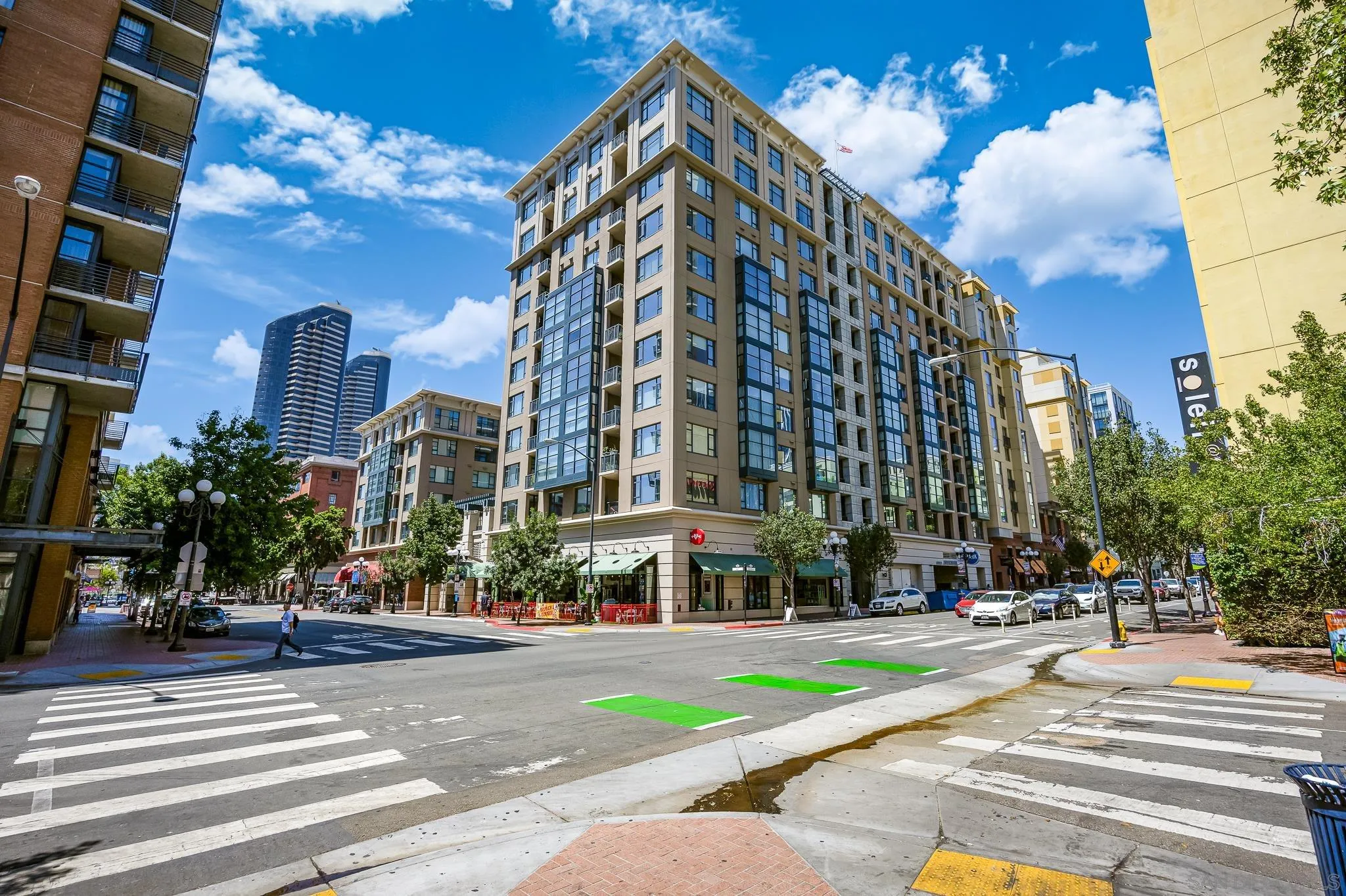 https://cdn.realtyfeed.com/cdn/127/250036797/041e5b4c44963a1f840cf64ff125aca7.webp