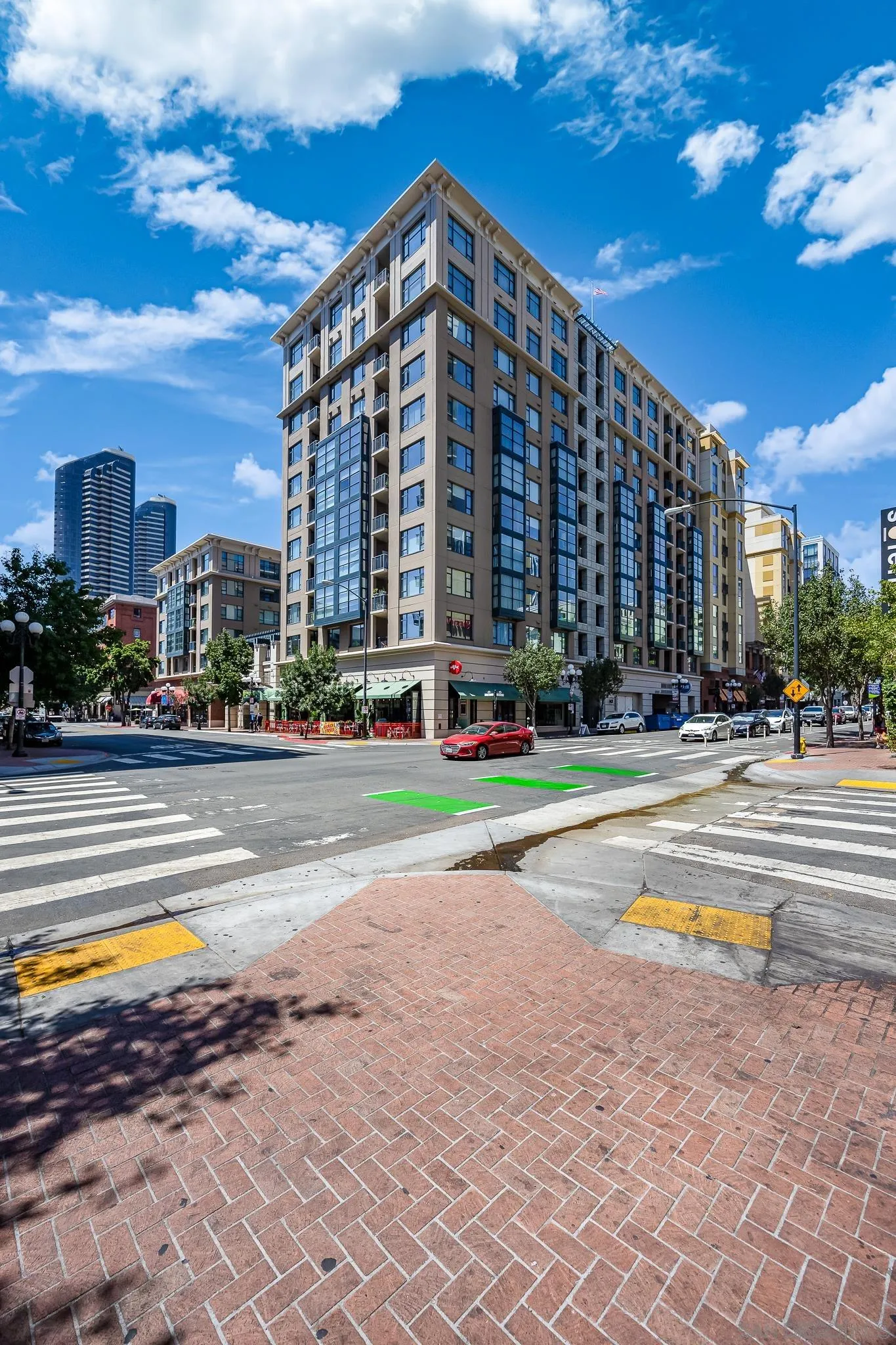 https://cdn.realtyfeed.com/cdn/127/250036797/184b76f3c573e1caa37e64d83008f493.webp