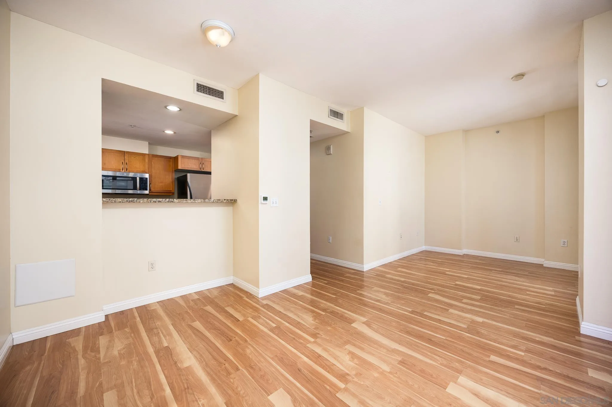 https://cdn.realtyfeed.com/cdn/127/250036797/36112ca5b43a493126d479ef6194ad2f.webp