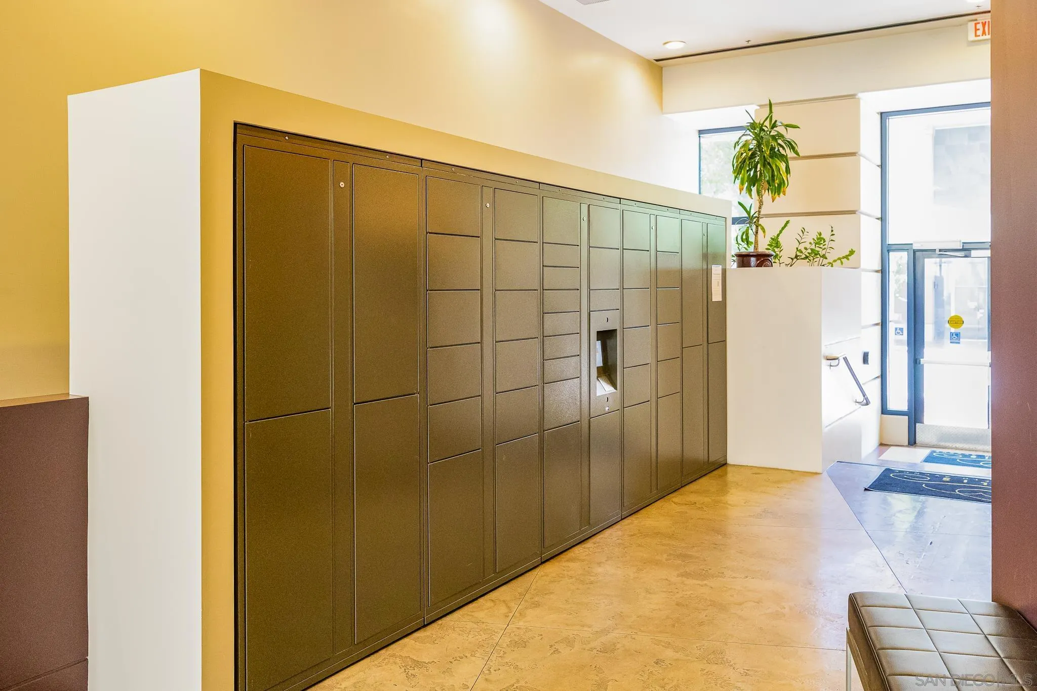 https://cdn.realtyfeed.com/cdn/127/250036797/5dcf2dee1955d22276c1414a3e8e6c82.webp