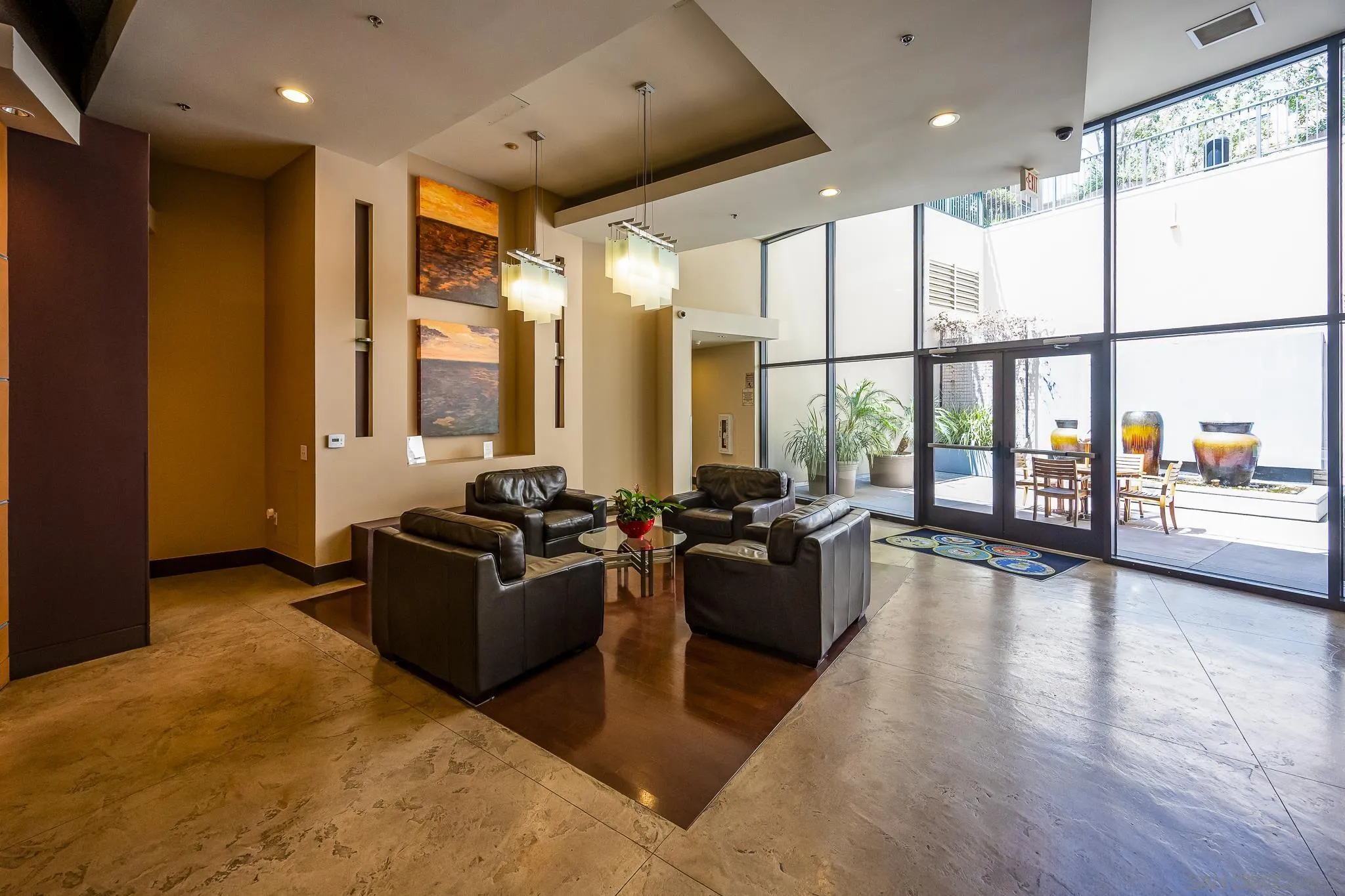 https://cdn.realtyfeed.com/cdn/127/250036797/6362e87194e657f8811c4c86dc428258.webp