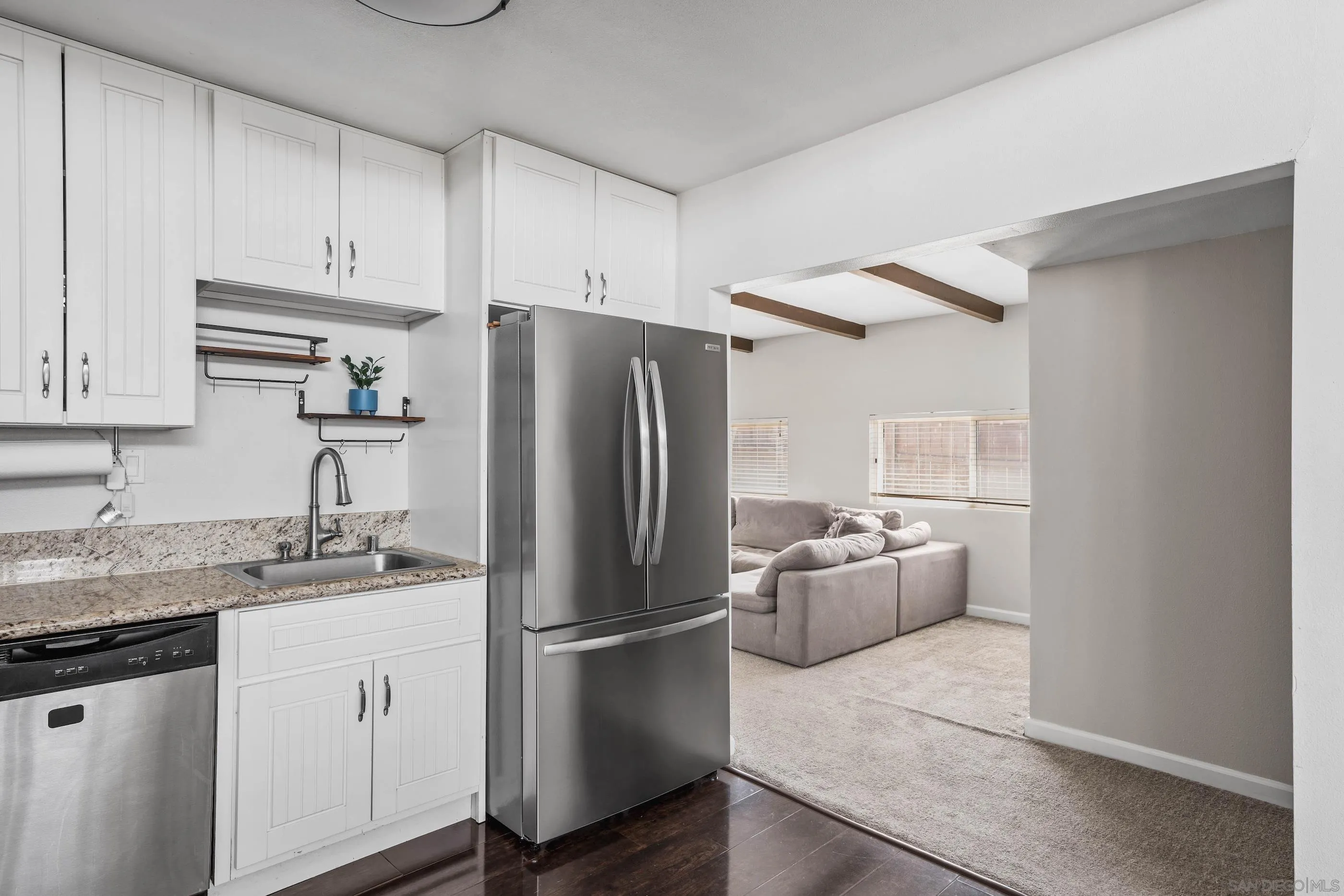 https://cdn.realtyfeed.com/cdn/127/250036802/7b3a3df587206ac0633246db0b16108b.webp
