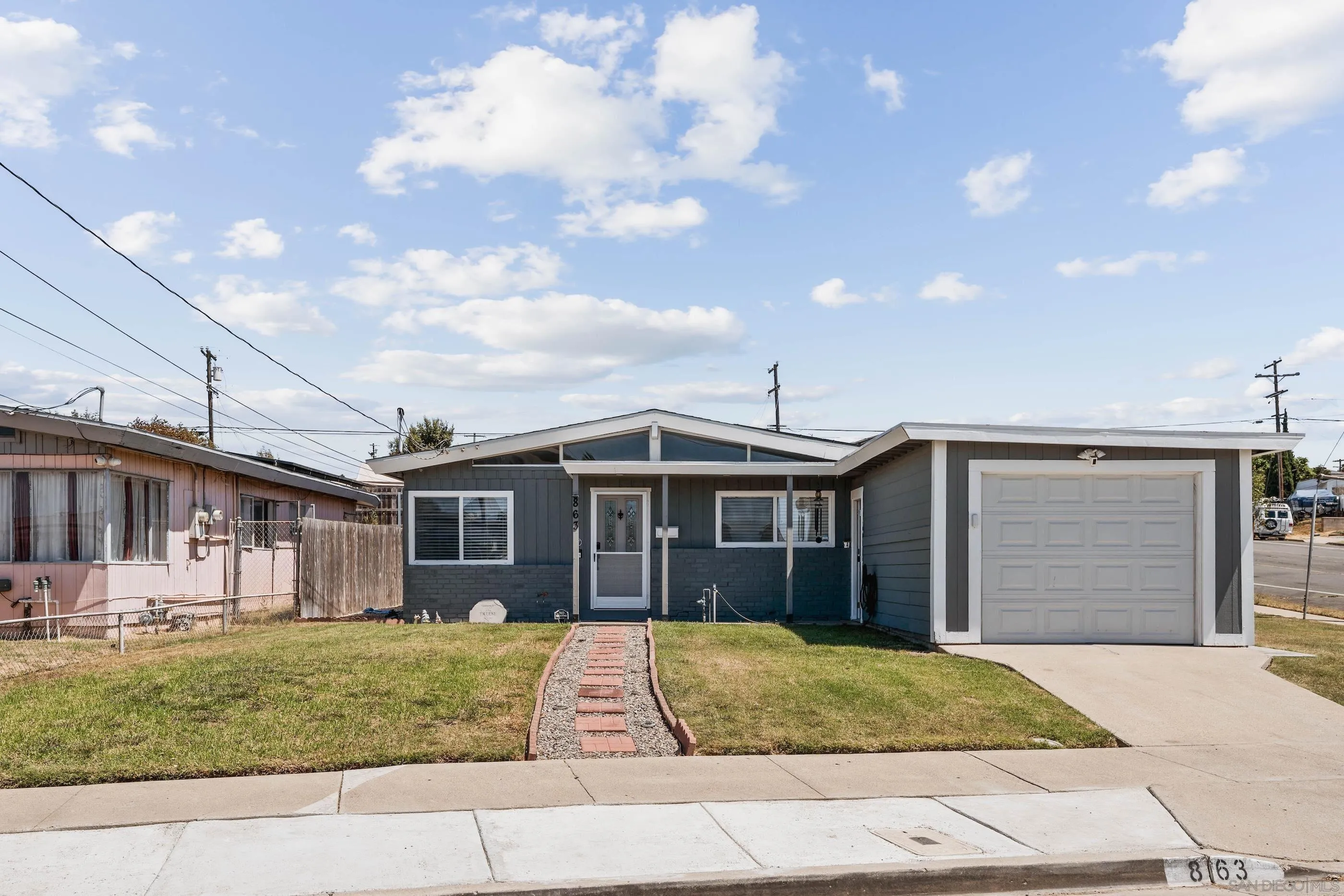 https://cdn.realtyfeed.com/cdn/127/250036802/d1b3fd103eba6240aa3a320723dc9260.webp