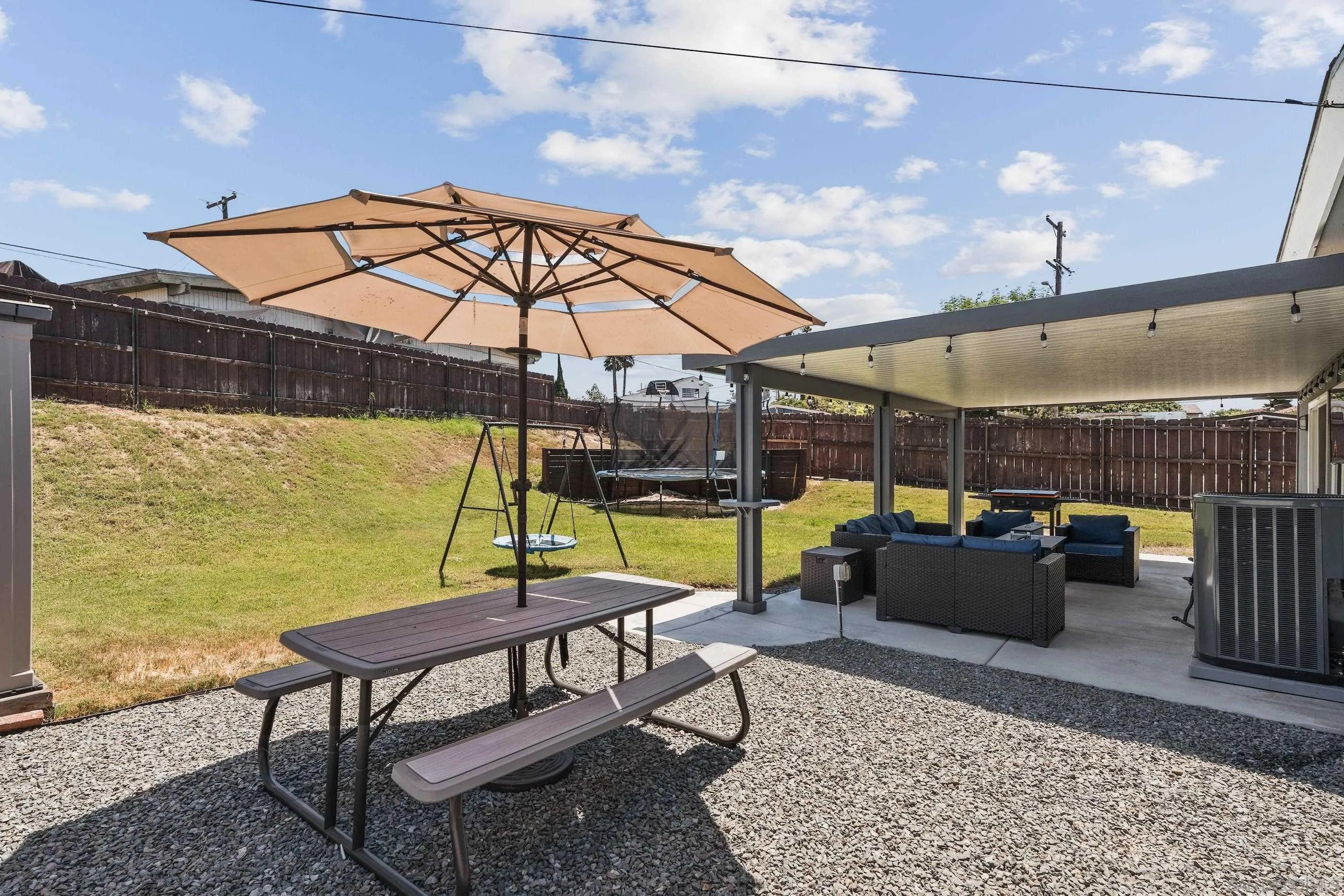 https://cdn.realtyfeed.com/cdn/127/250036802/d775350186c14da2a9201514268d0aac.webp