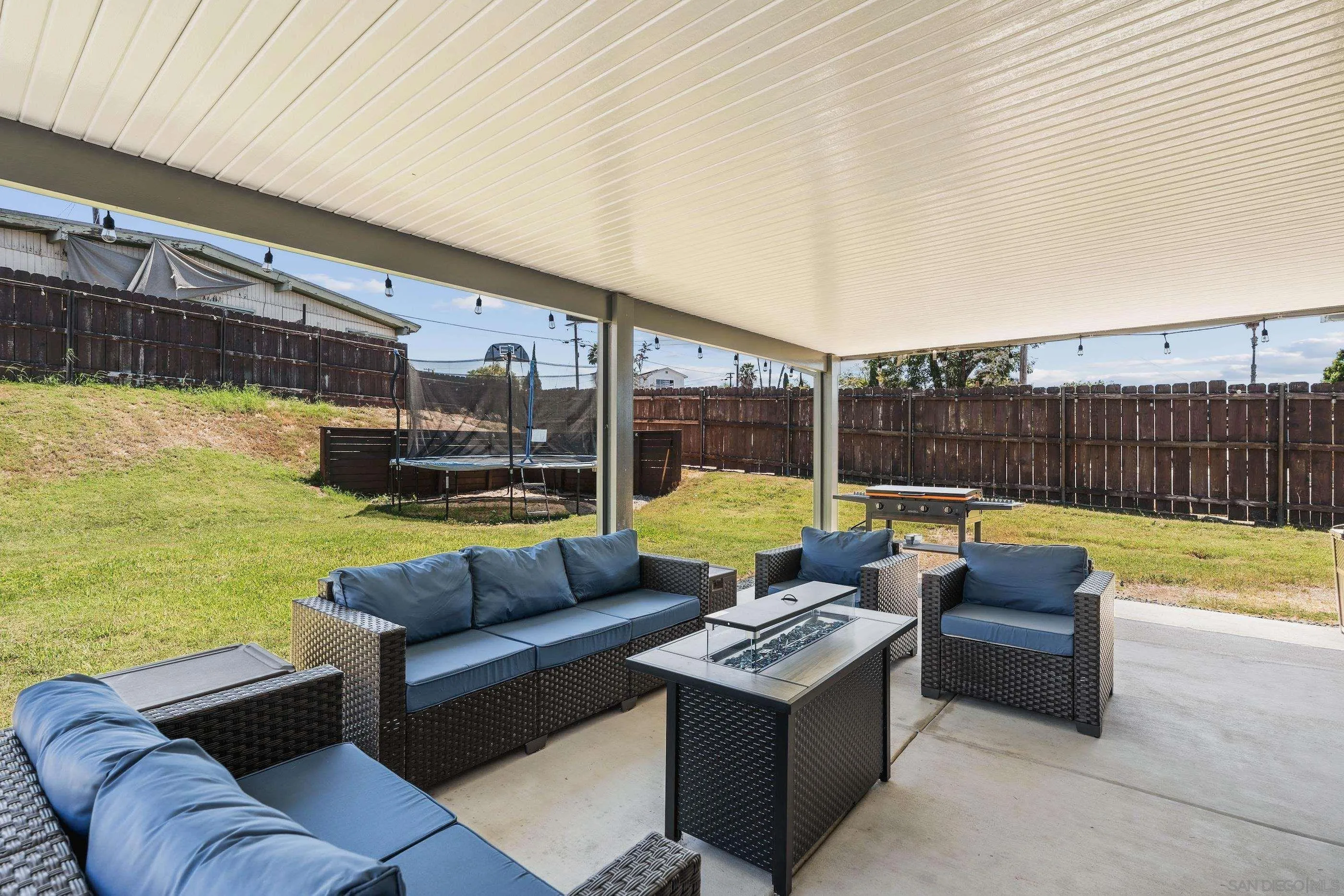https://cdn.realtyfeed.com/cdn/127/250036802/e1a928fb40e718128c86d95ba58cd5cc.webp