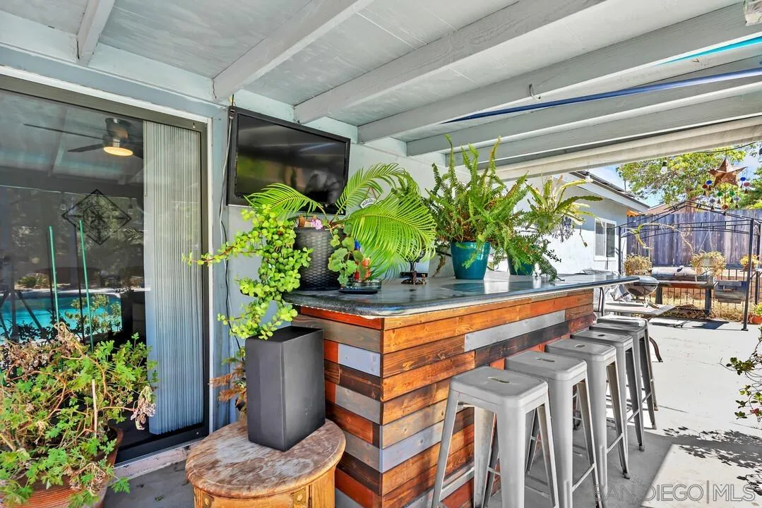 https://cdn.realtyfeed.com/cdn/127/250036803/a61986b7cf4b325b0d65a8ef90944079.webp