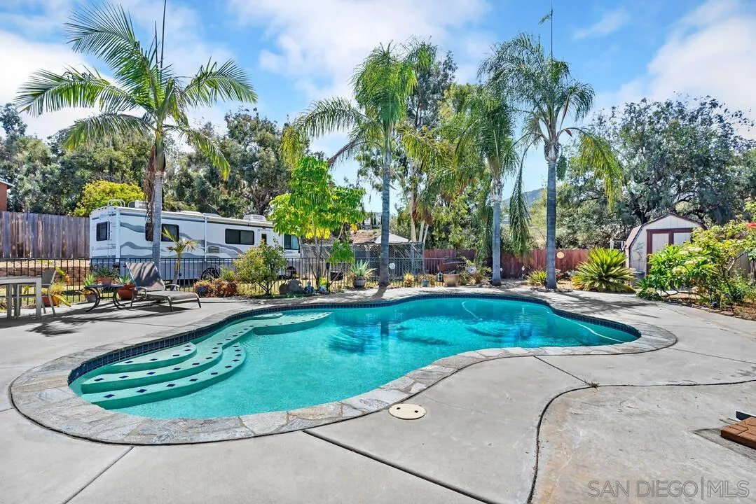 13611 Los Coches Rd E, El Cajon, CA 92021 Sold Property