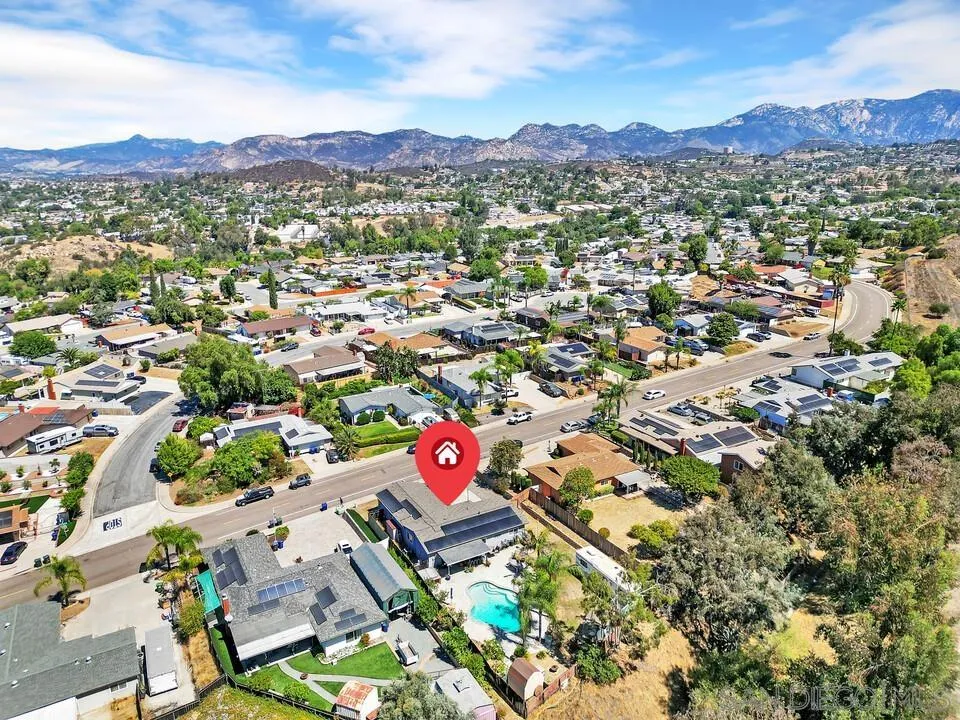 https://cdn.realtyfeed.com/cdn/127/250036803/f2e7974ae431eb4b75046762fa10a0c3.webp