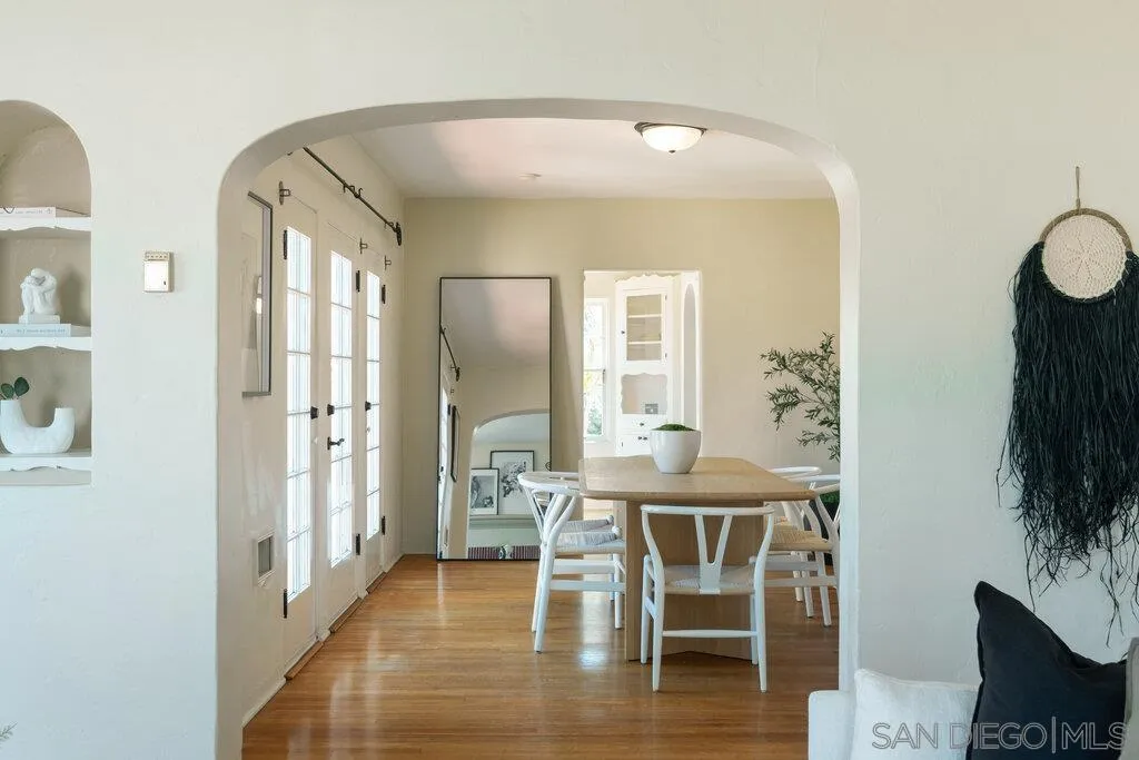https://cdn.realtyfeed.com/cdn/127/250036804/3b2eb1e093bd21329241518dfed4a14c.webp