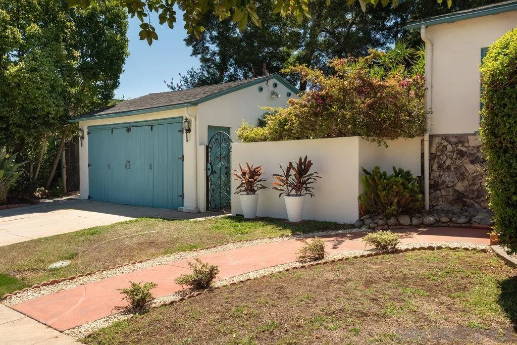 https://cdn.realtyfeed.com/cdn/127/250036804/cd0c0be0578a2d982088f67f6acbe819.webp