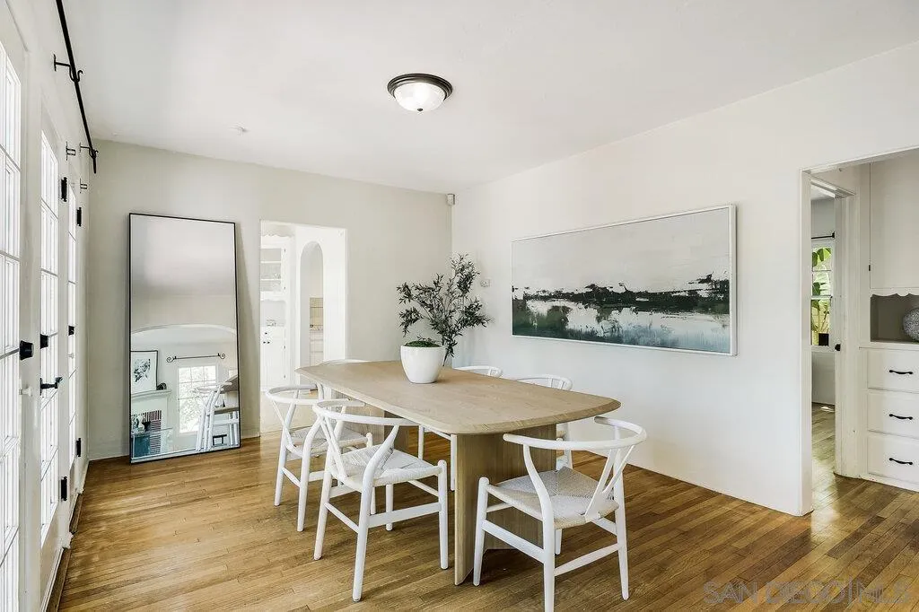 https://cdn.realtyfeed.com/cdn/127/250036804/e10d572422125776f5484eb725970ec4.webp