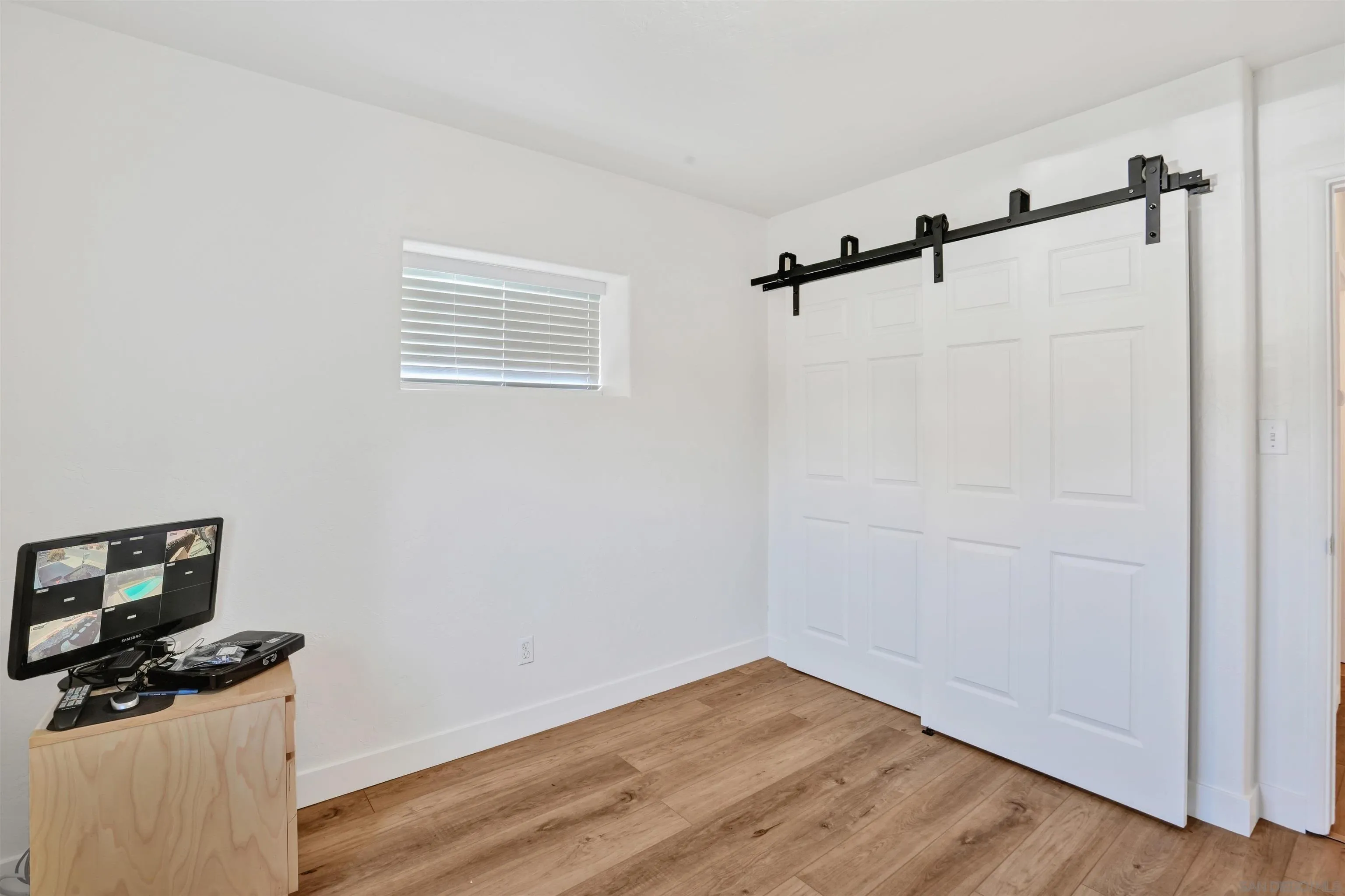 https://cdn.realtyfeed.com/cdn/127/250036810/4f6deddd6397fbffd72a73d392509251.webp