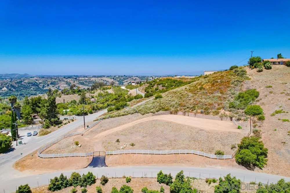 https://cdn.realtyfeed.com/cdn/127/250036813/014ffd1f28f2047ef868d4c8a29751d4.webp